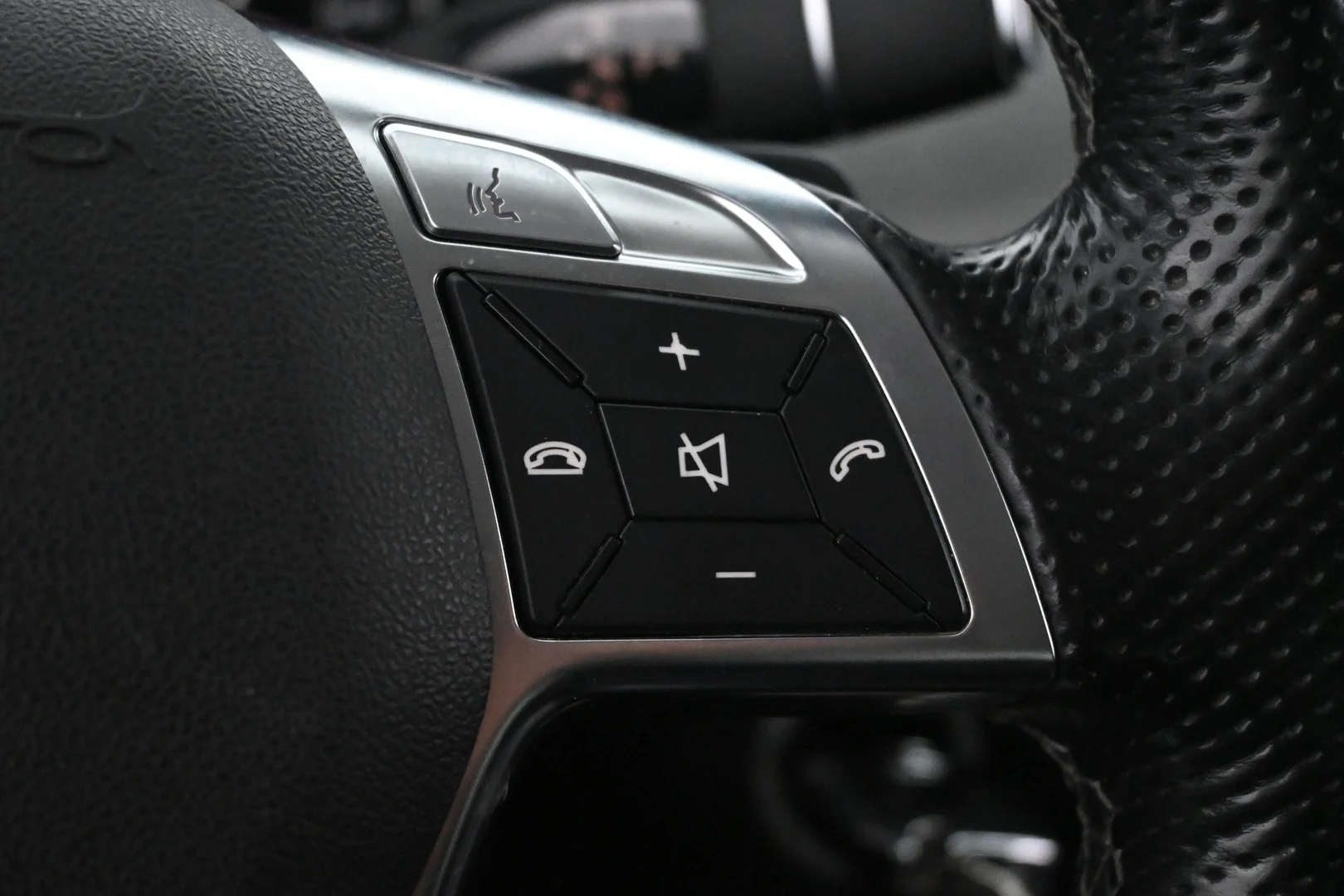 Car Image - 6yv0T4Dn7tKuULO2QjHdwQ