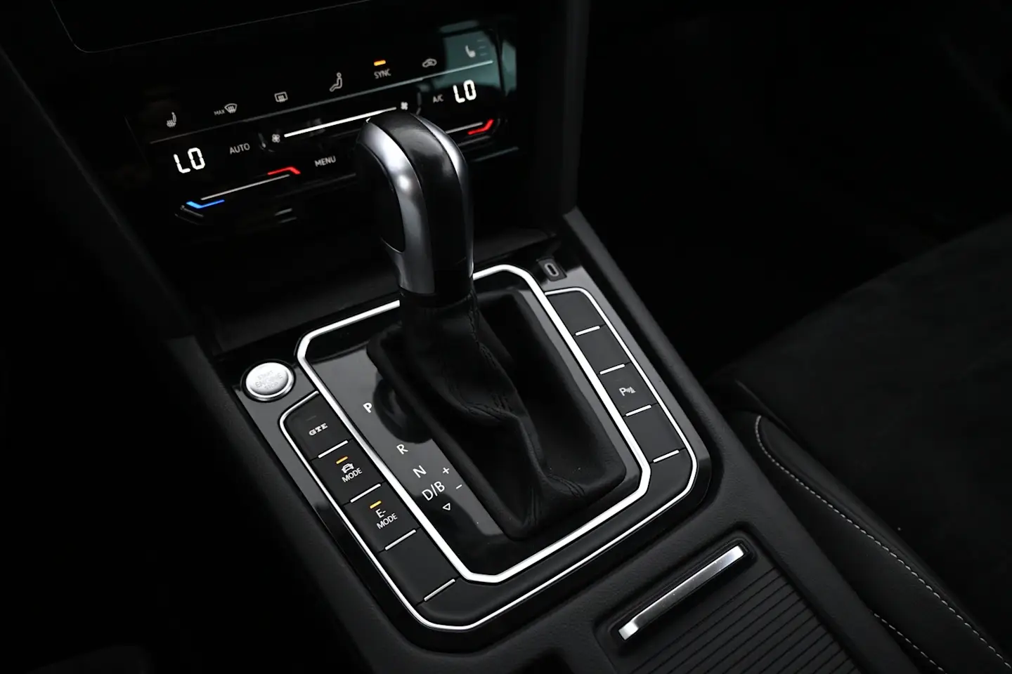 Car Image - 8kGxcLbiKsuuko8EVU7Yu