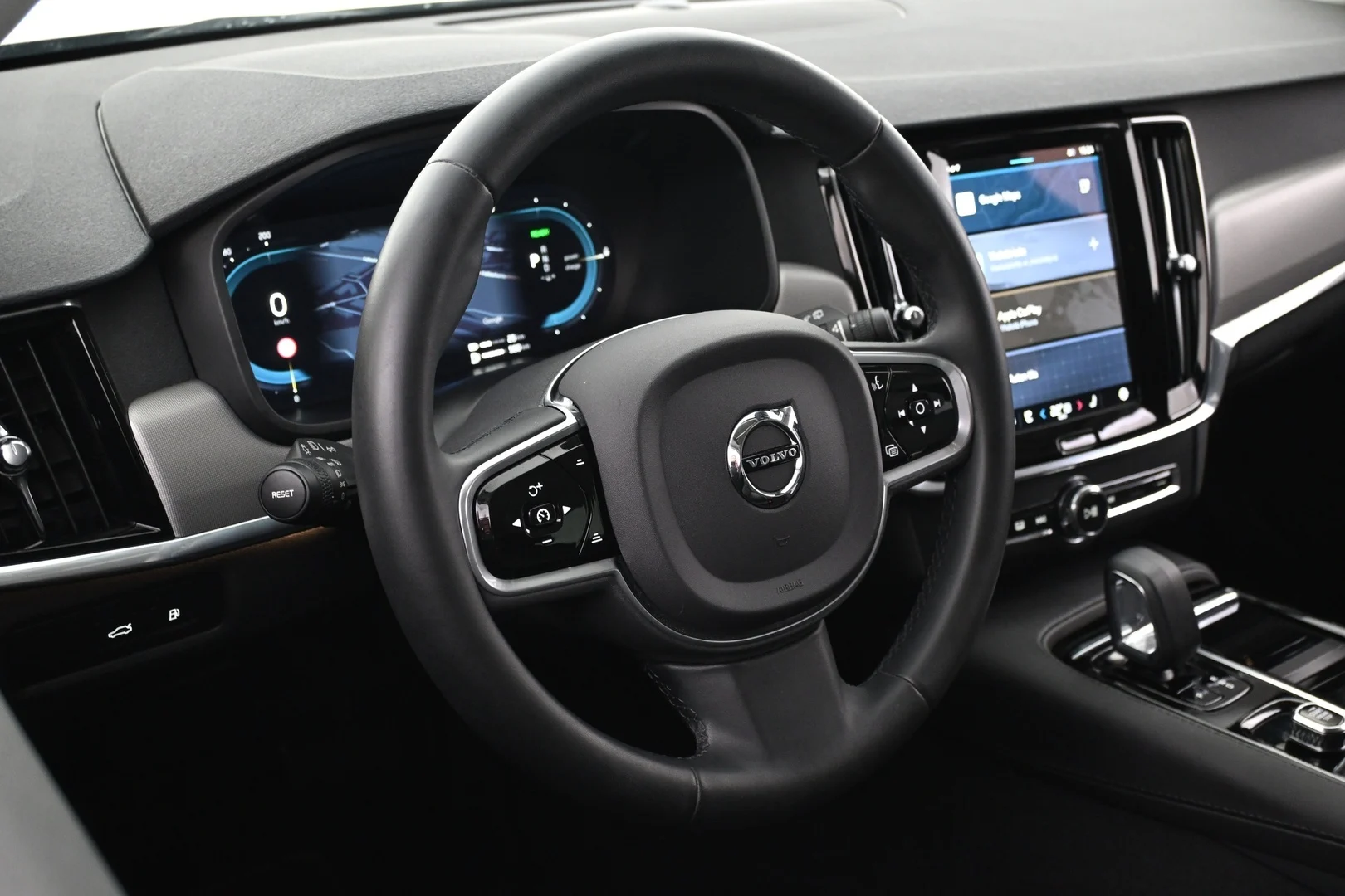 Car Image - 60j3K8KhUlGezi0Eei33bR