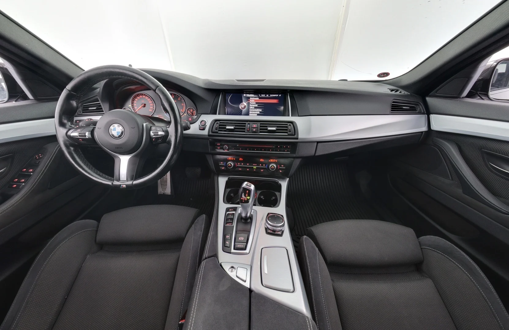 Car Image - 45cckX4zjpPbY6ChY2hg3i
