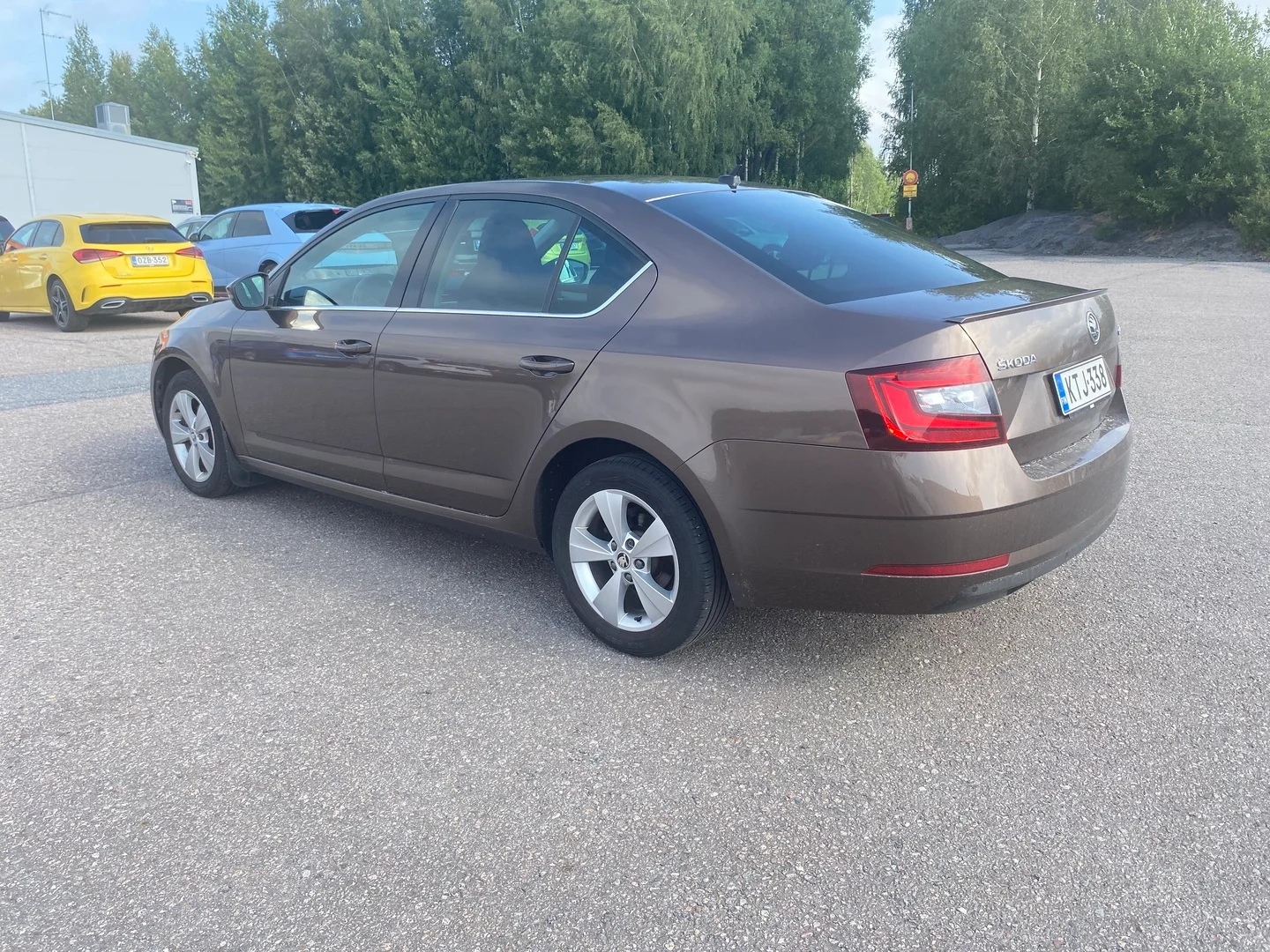 Car Image - 5dYgMaLYm2K7tMSwGBWsUT