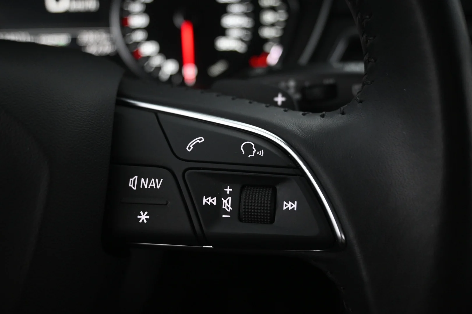 Car Image - 6u8tszWH7CVRVhg9nFHfzb