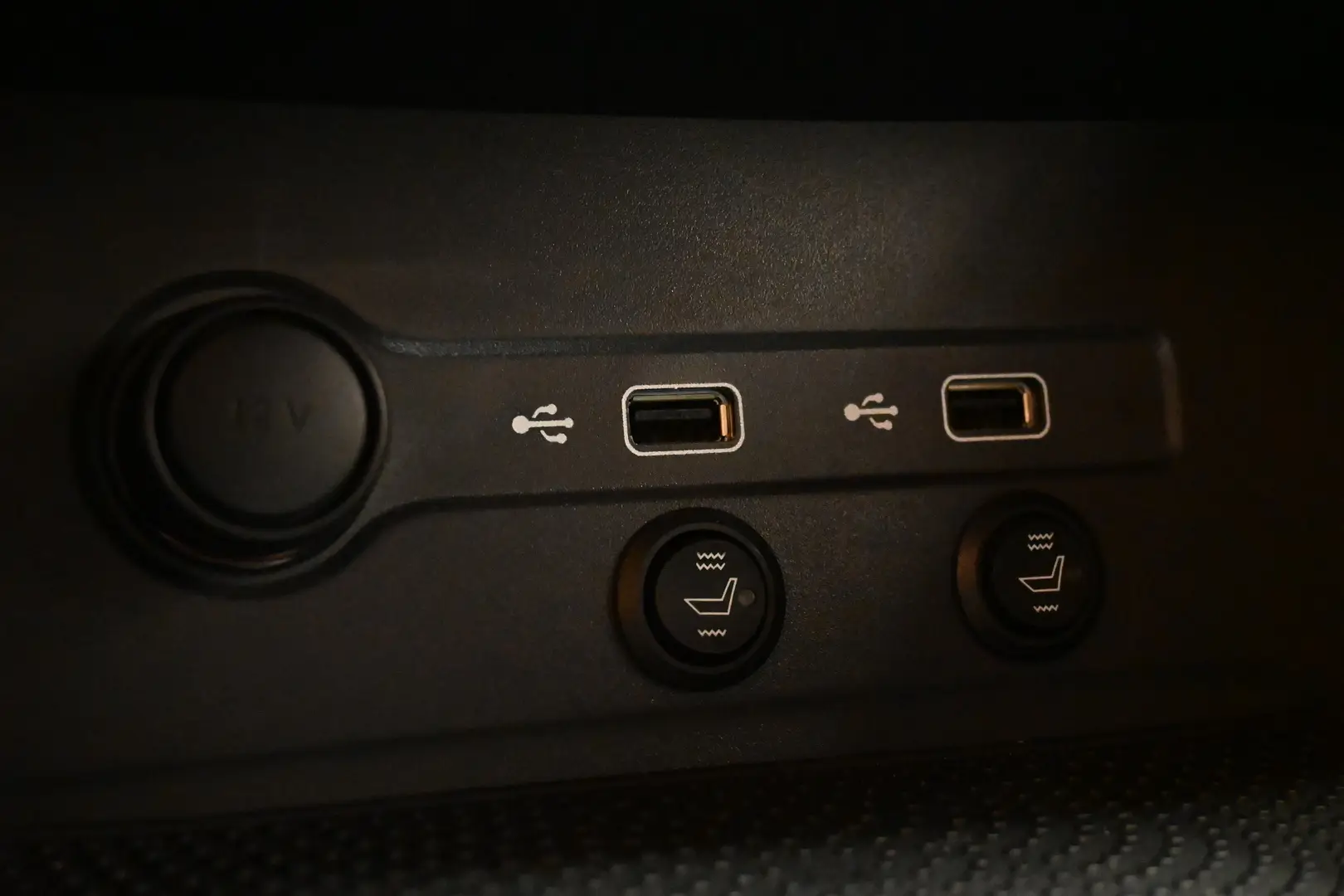 Car Image - 52d6cWFZpD4hUikCo7wgWi