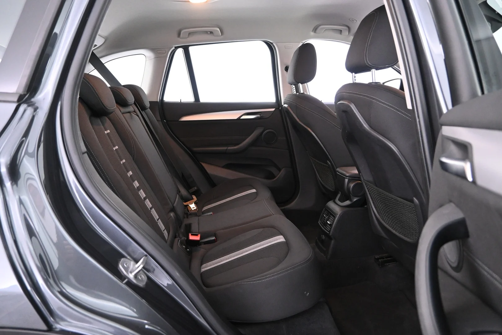 Car Image - 5iiG1ESmVqfA4okjtvQdwT