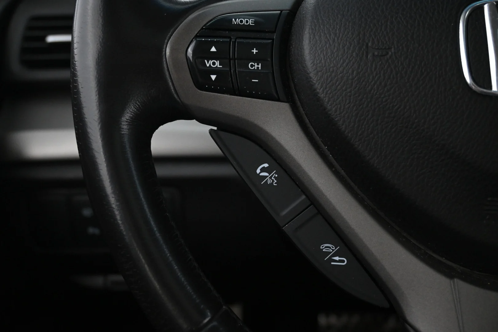 Car Image - 4hkLBZ3YDRdLK3bcwEs8ad