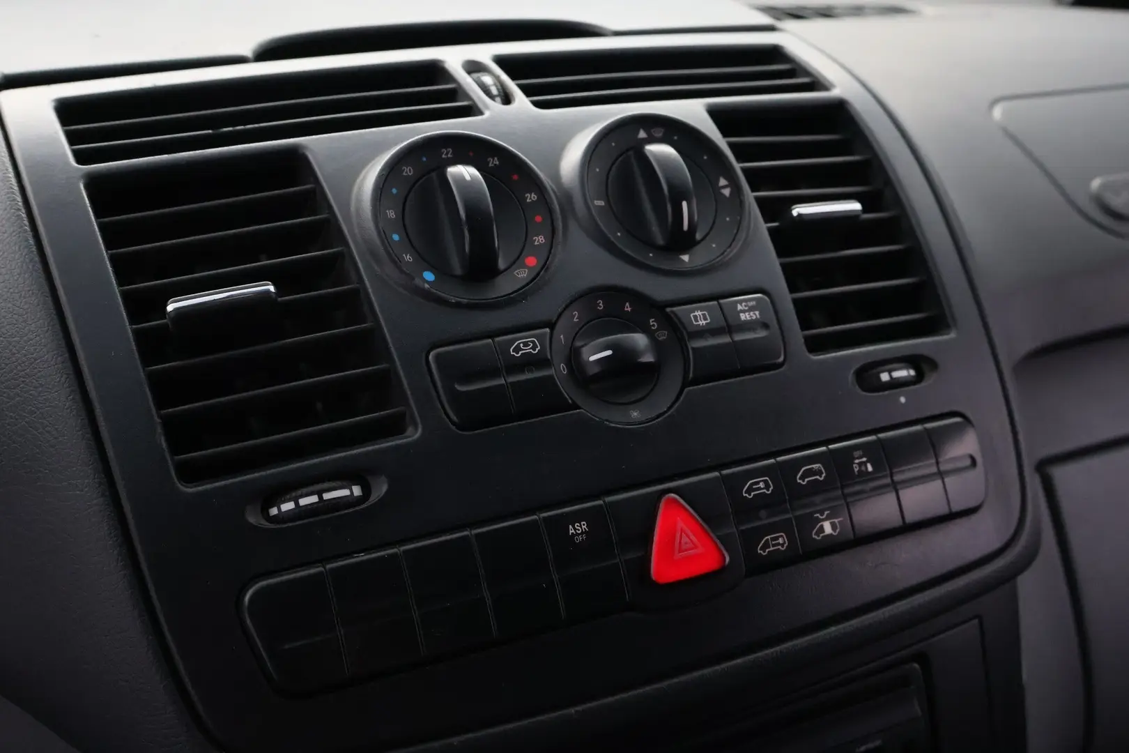Car Image - 4yzzjRG2fHGOoLDuqqiOsW