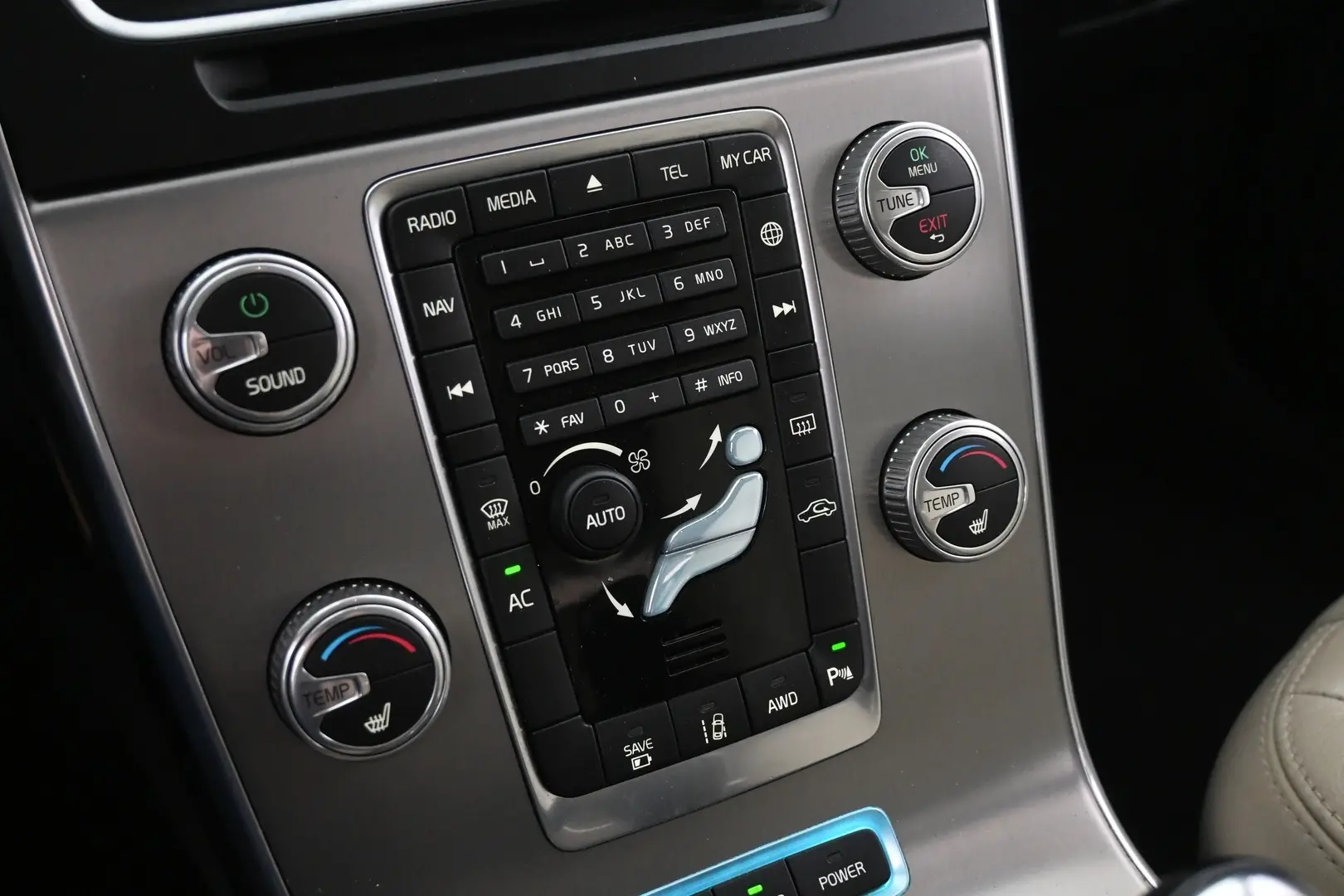 Car Image - fYT1uQerrjby0FhN9sObI