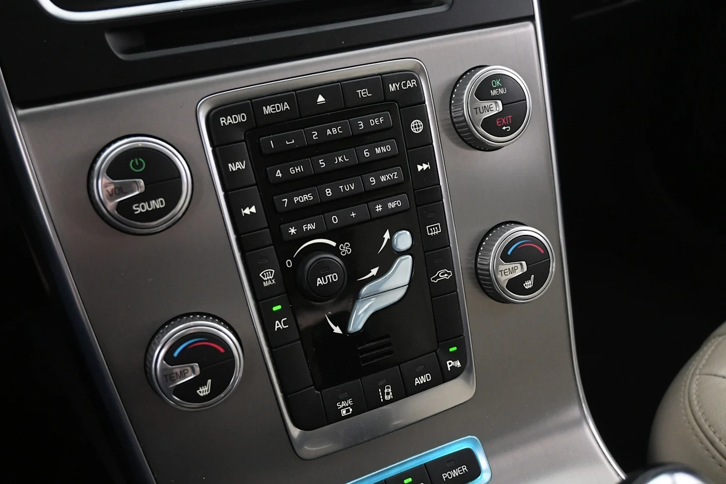 Car Image - fYT1uQerrjby0FhN9sObI