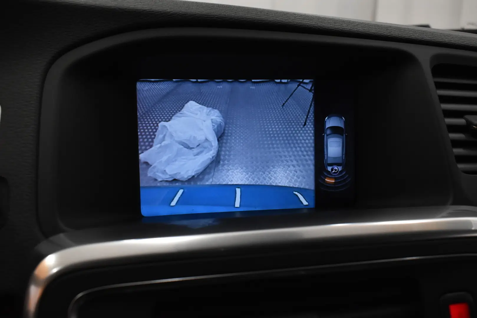 Car Image - 1FXBA6komp0abiQGJRGC3i