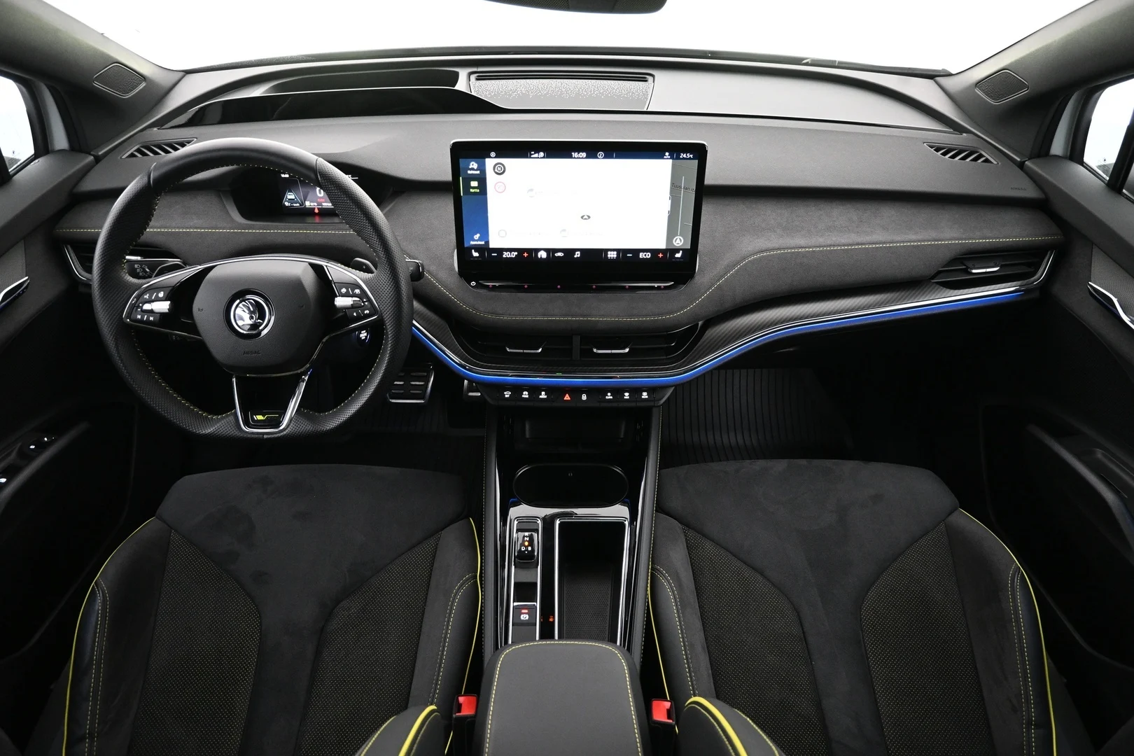 Car Image - 1kbSoFtUINE9LelmyXzpzg