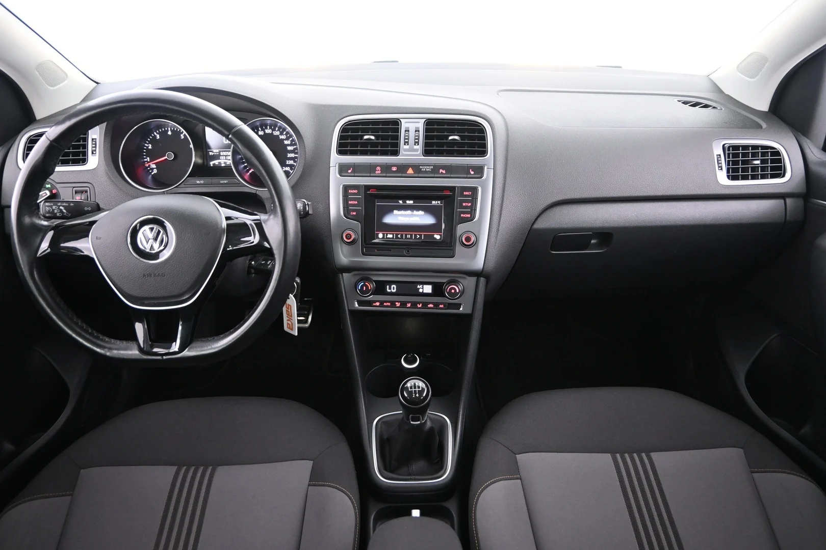 Car Image - 4otyeiZn7D9dzddEOqSf65