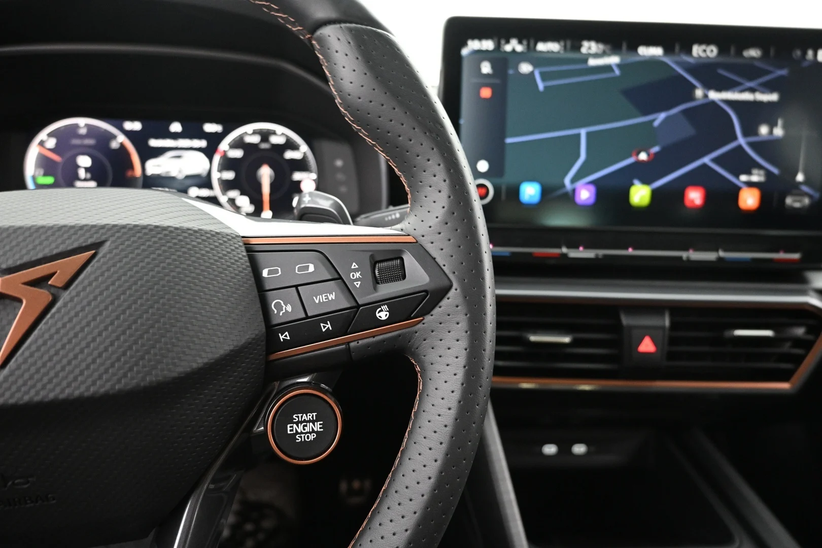 Car Image - 6qUmPknYV8RbM7Ee1X80BK