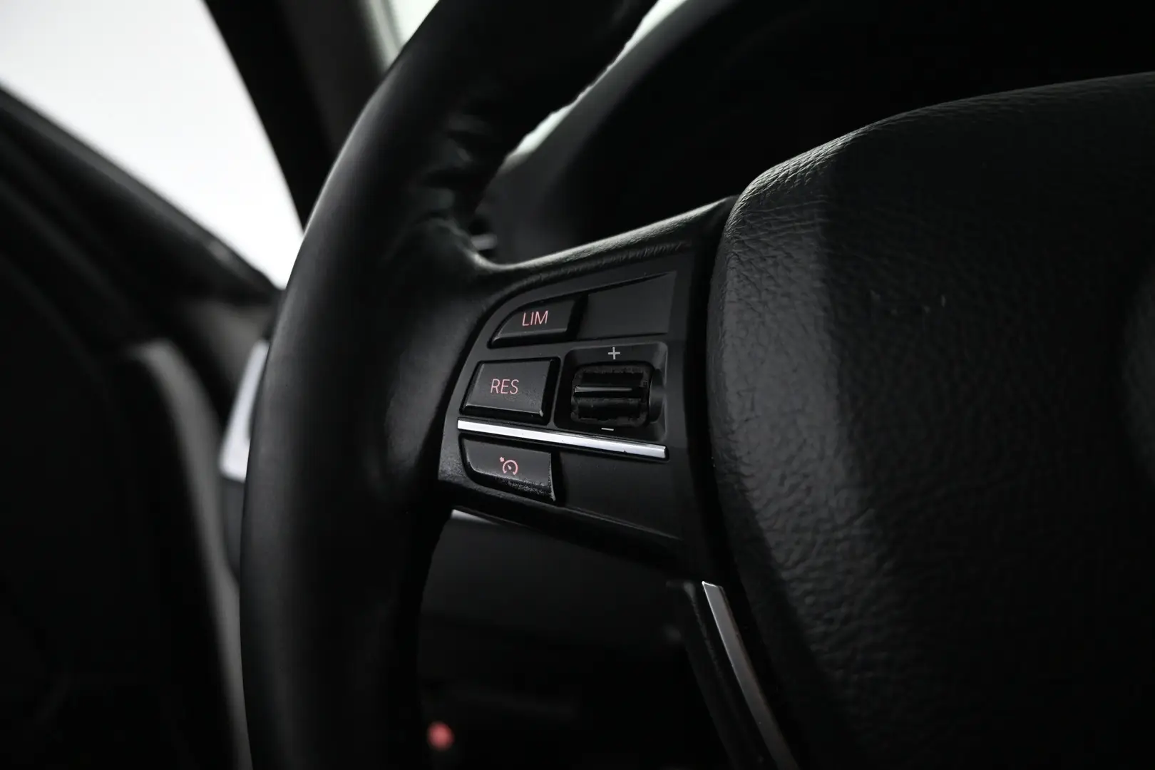 Car Image - 2bpNcOLiuEy0s141RR0Qu9