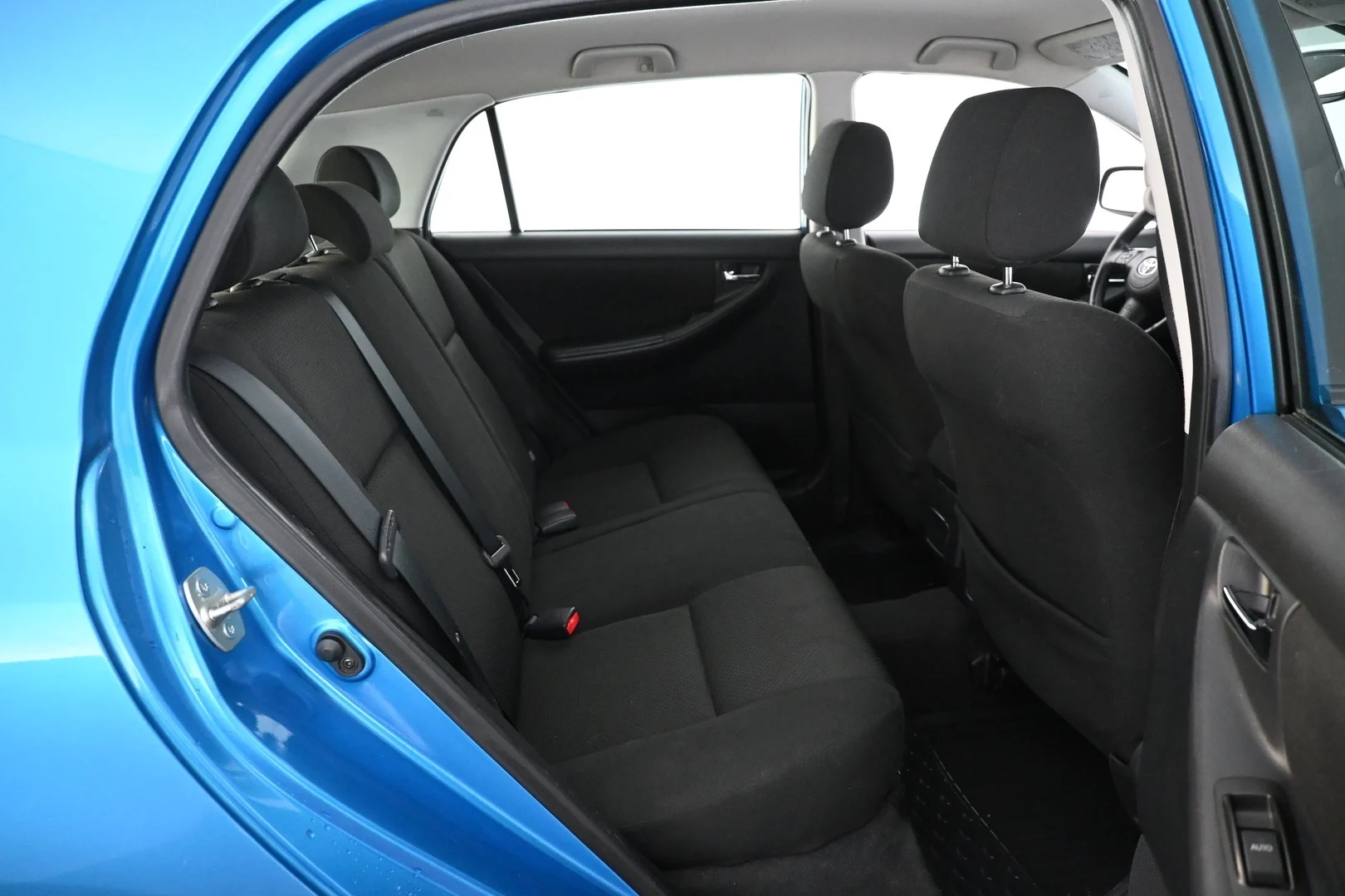 Car Image - 5p7ZarssvA6r26VLloTD5j