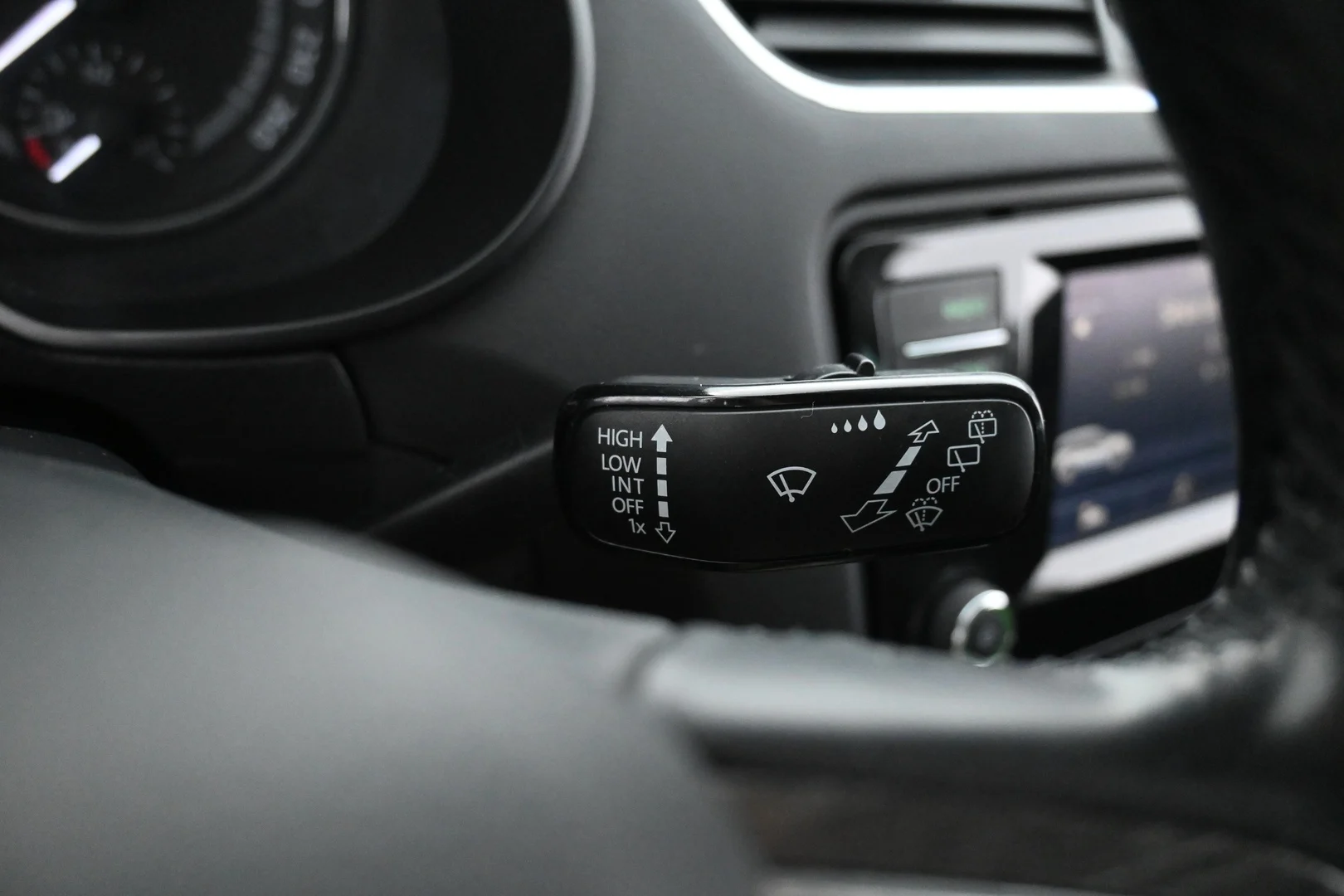 Car Image - 72YtNw0L6Q02AhpjgOzRr6