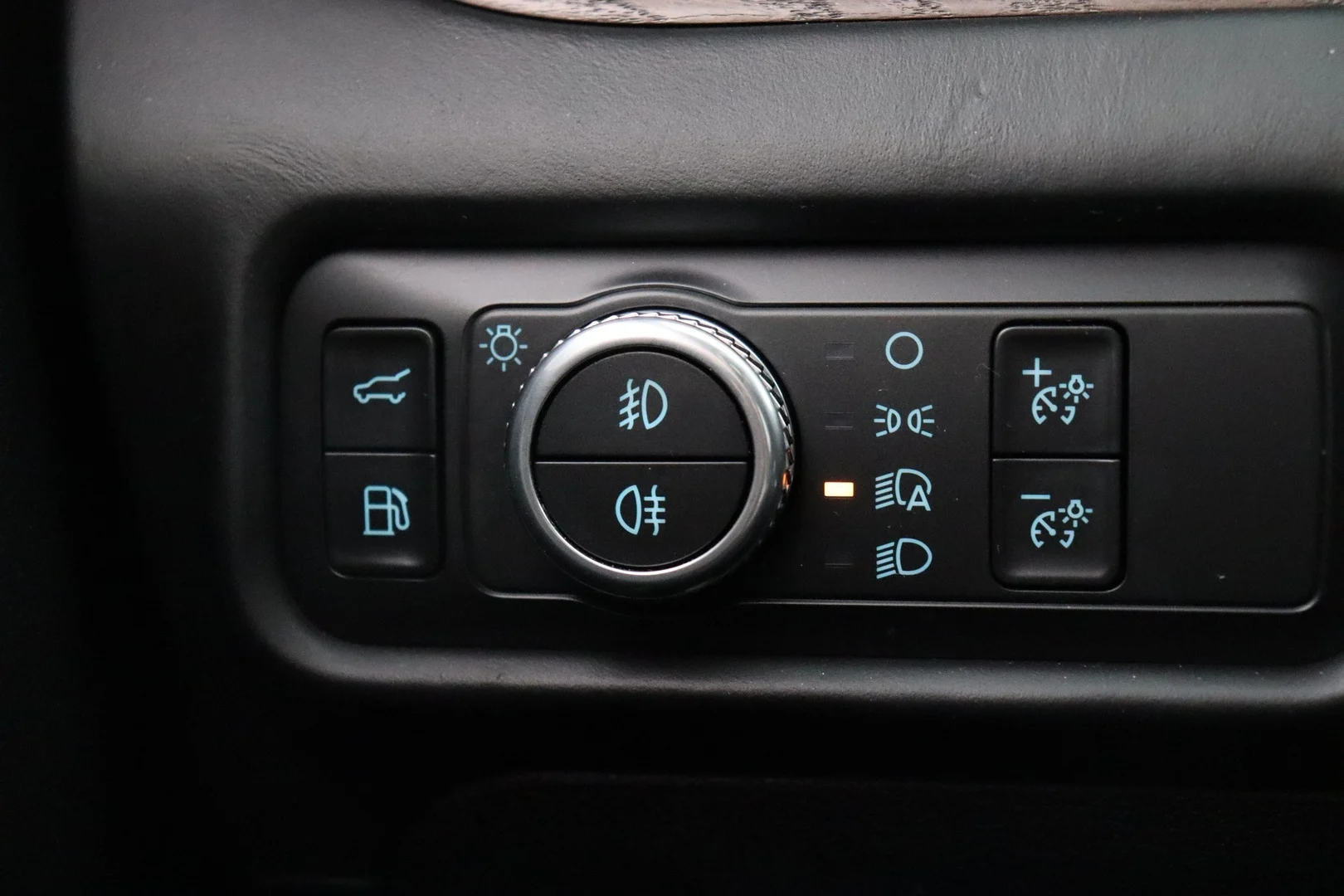 Car Image - 17yrcklsMArB50WLDaLeZQ