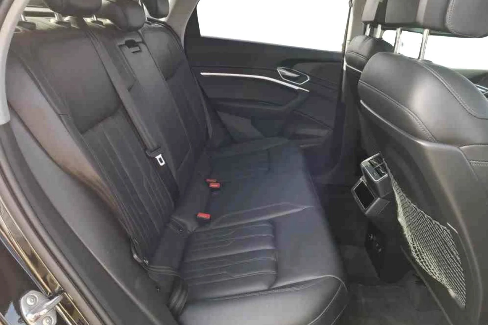Car Image - 4dzELNfiKVpWx4lWMgbJBR