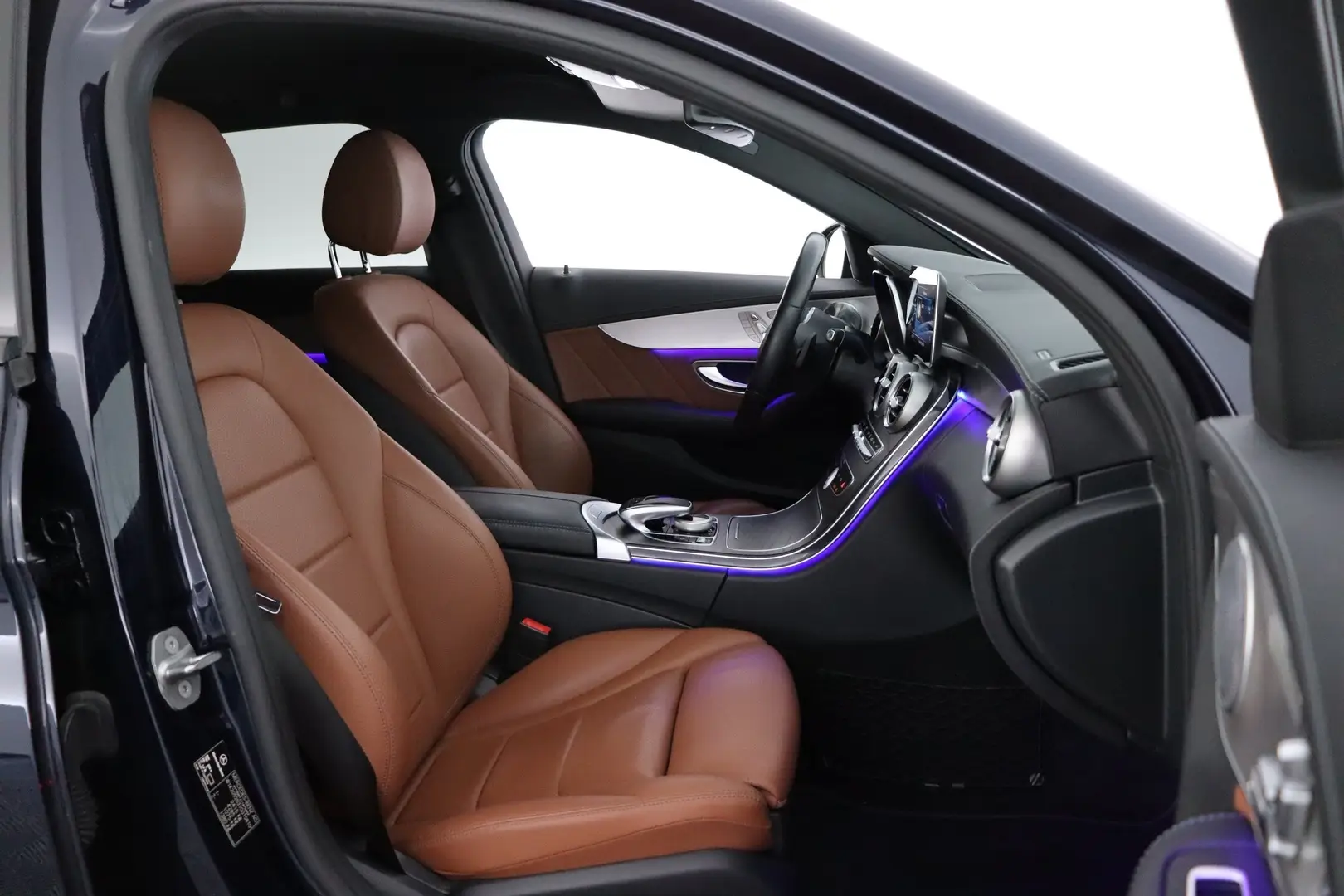 Car Image - 5Q2y6ZYCfVJ1Q4Zu5s7OWK