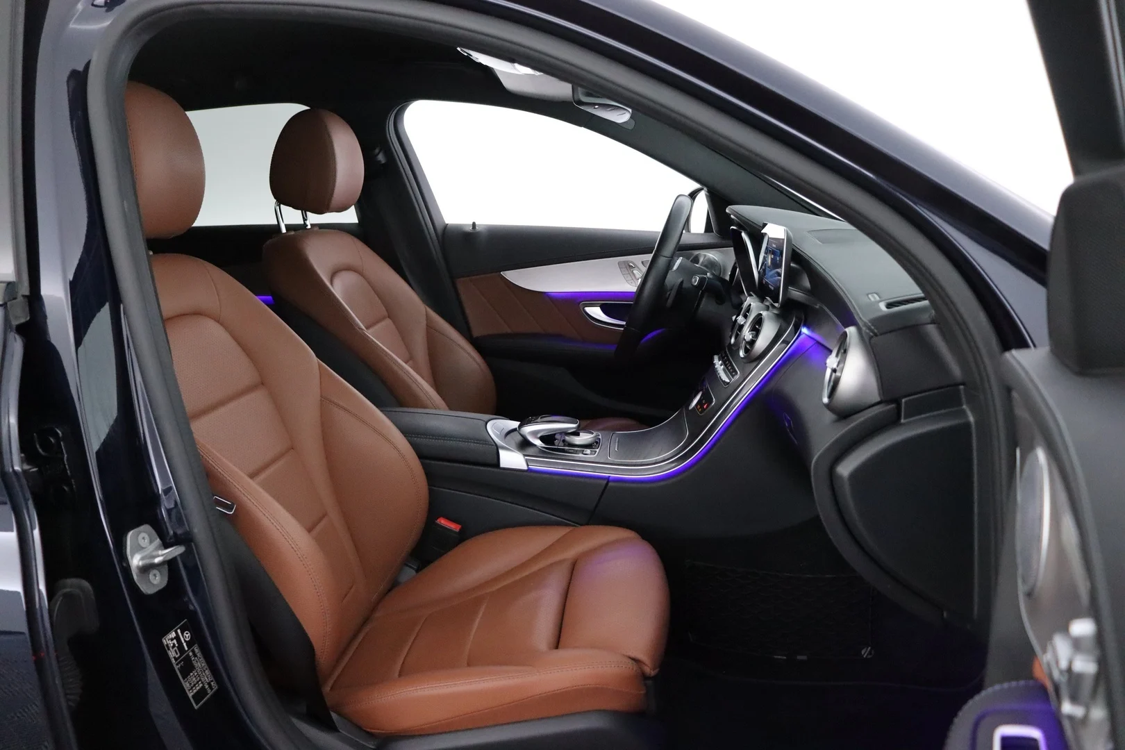 Car Image - 5Q2y6ZYCfVJ1Q4Zu5s7OWK
