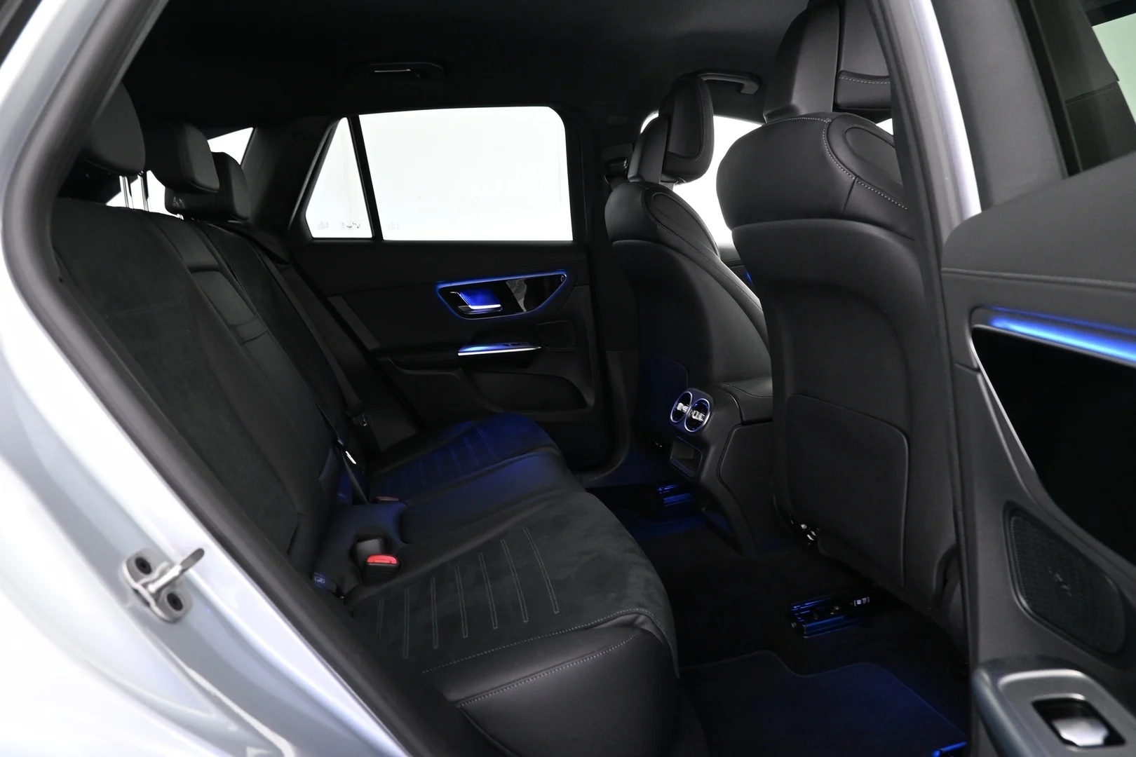 Car Image - 1oQ3l4ivVcJzTJ59PwiQGa