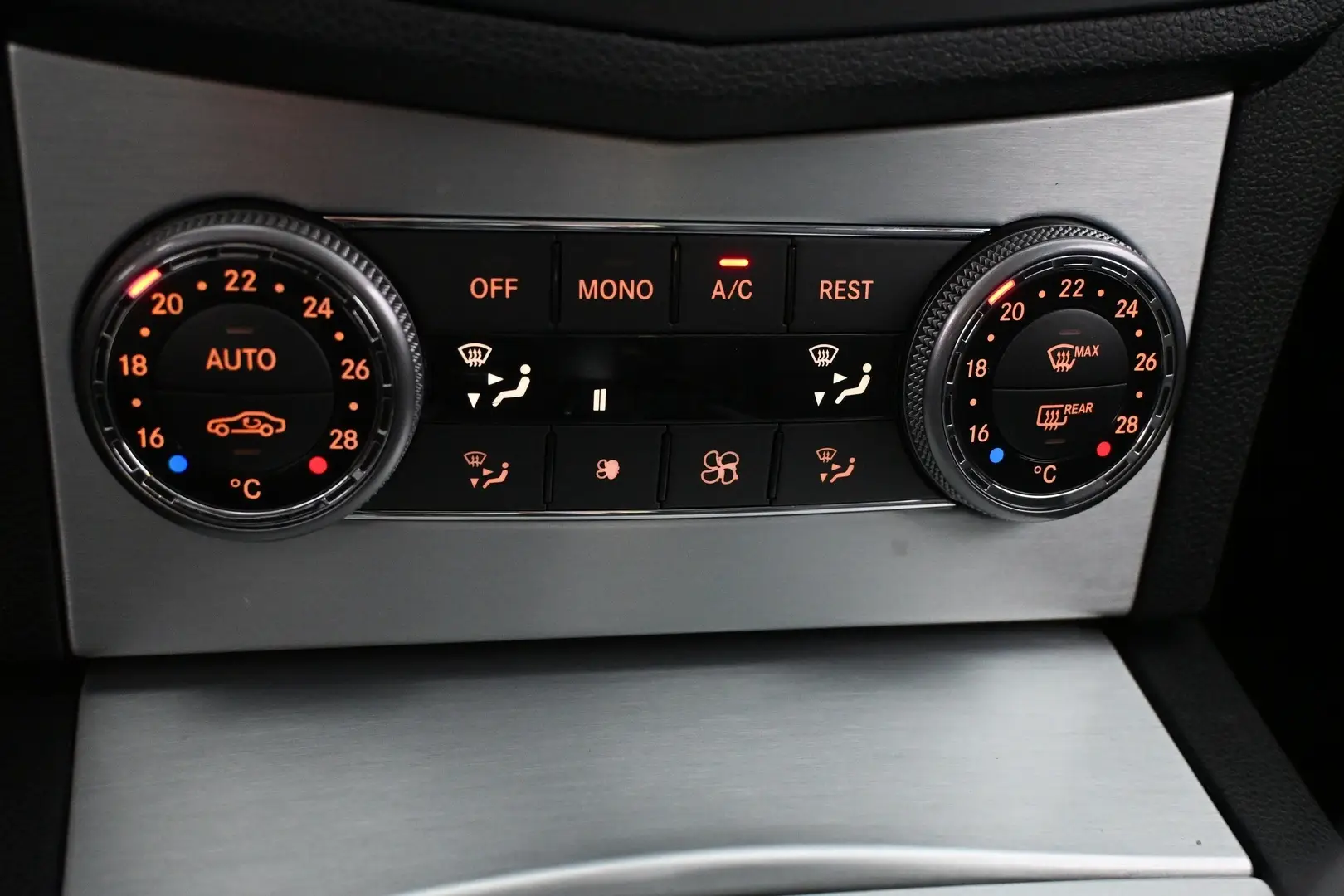 Car Image - sQucPQB42NiRSzhr1iV8R
