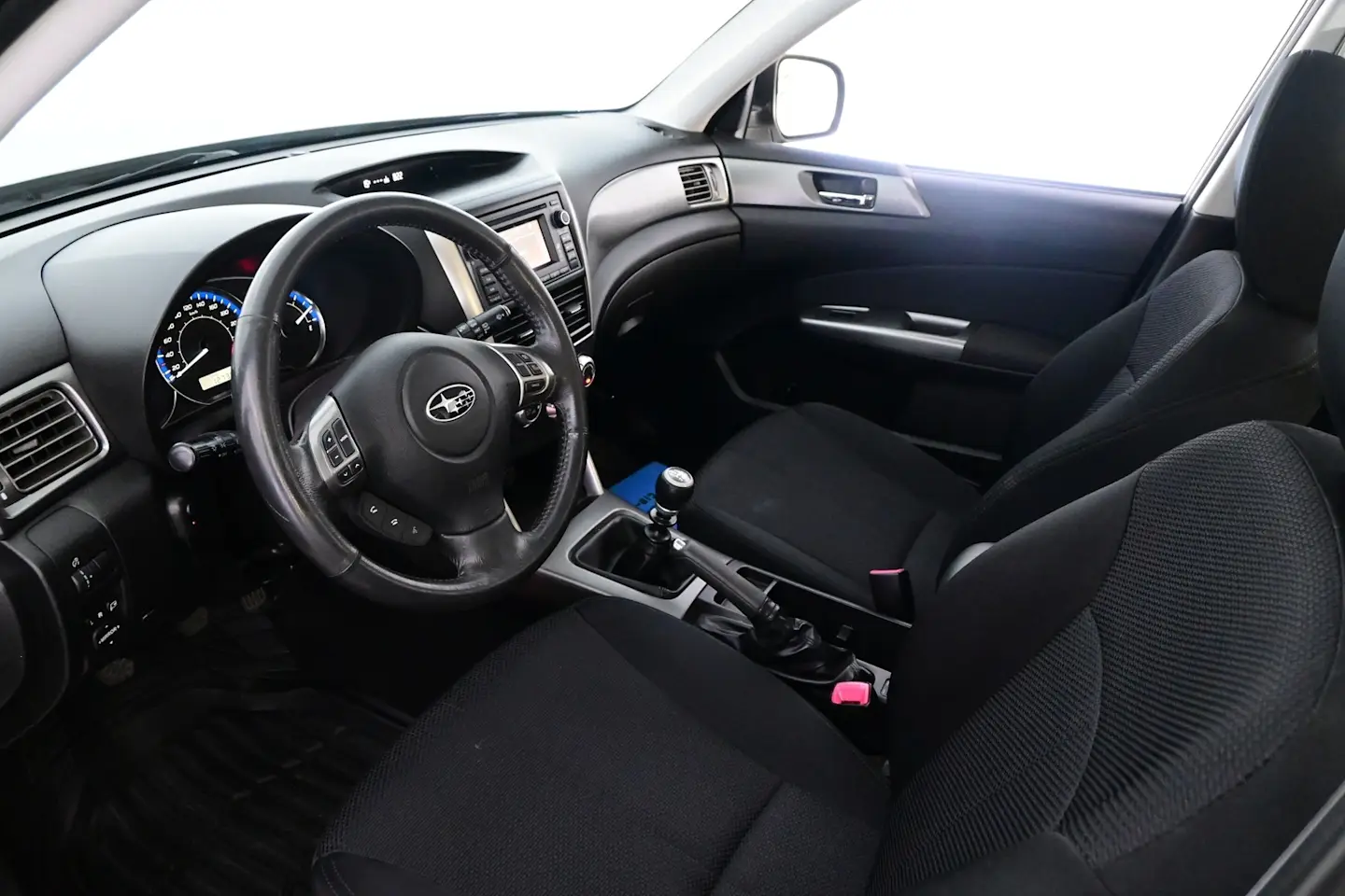 Car Image - 2qF2SxQO4LwcZ3qzNjxxCF