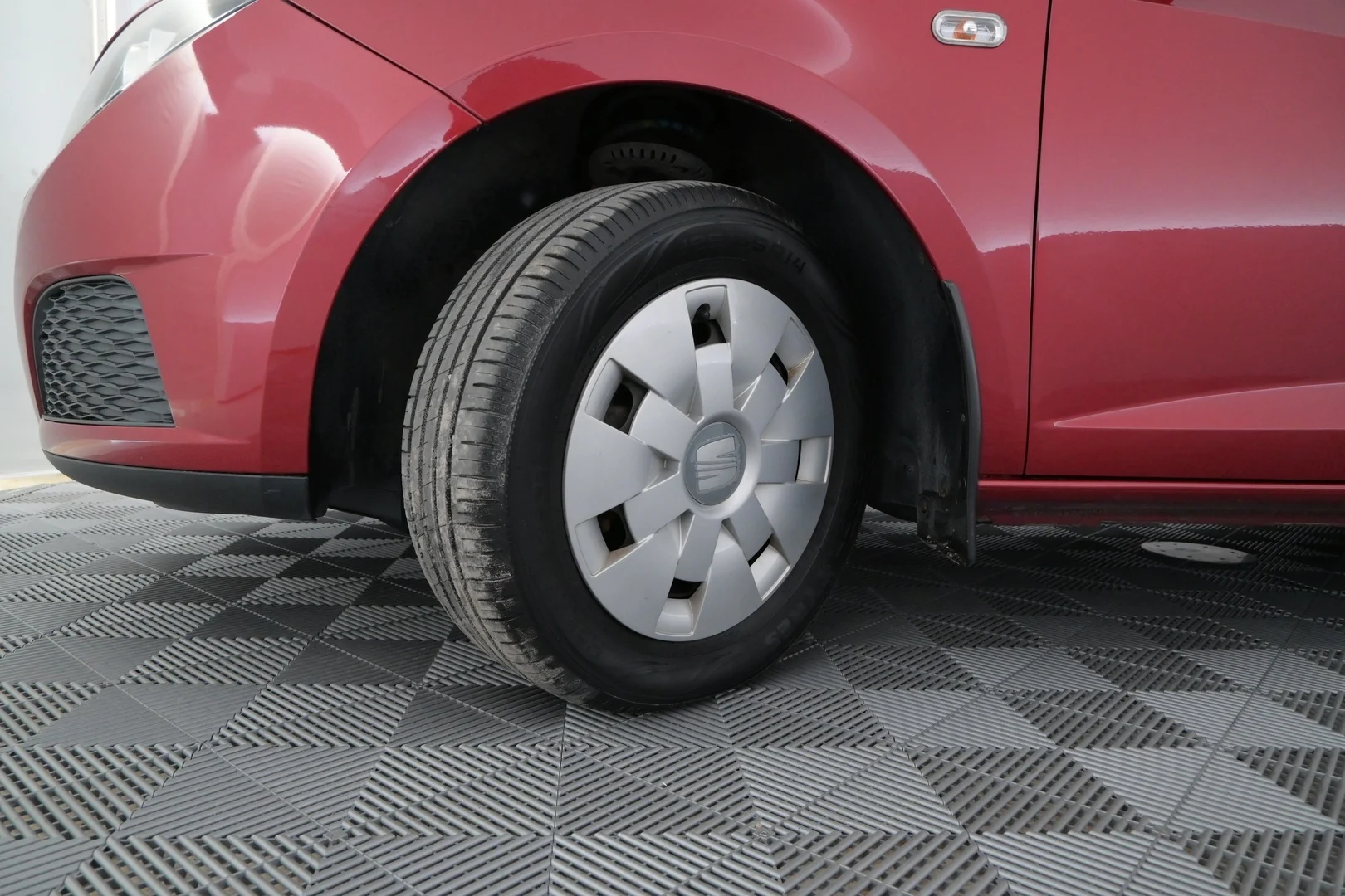 Car Image - 21EBknzjg5CsjNEyn8F7nw