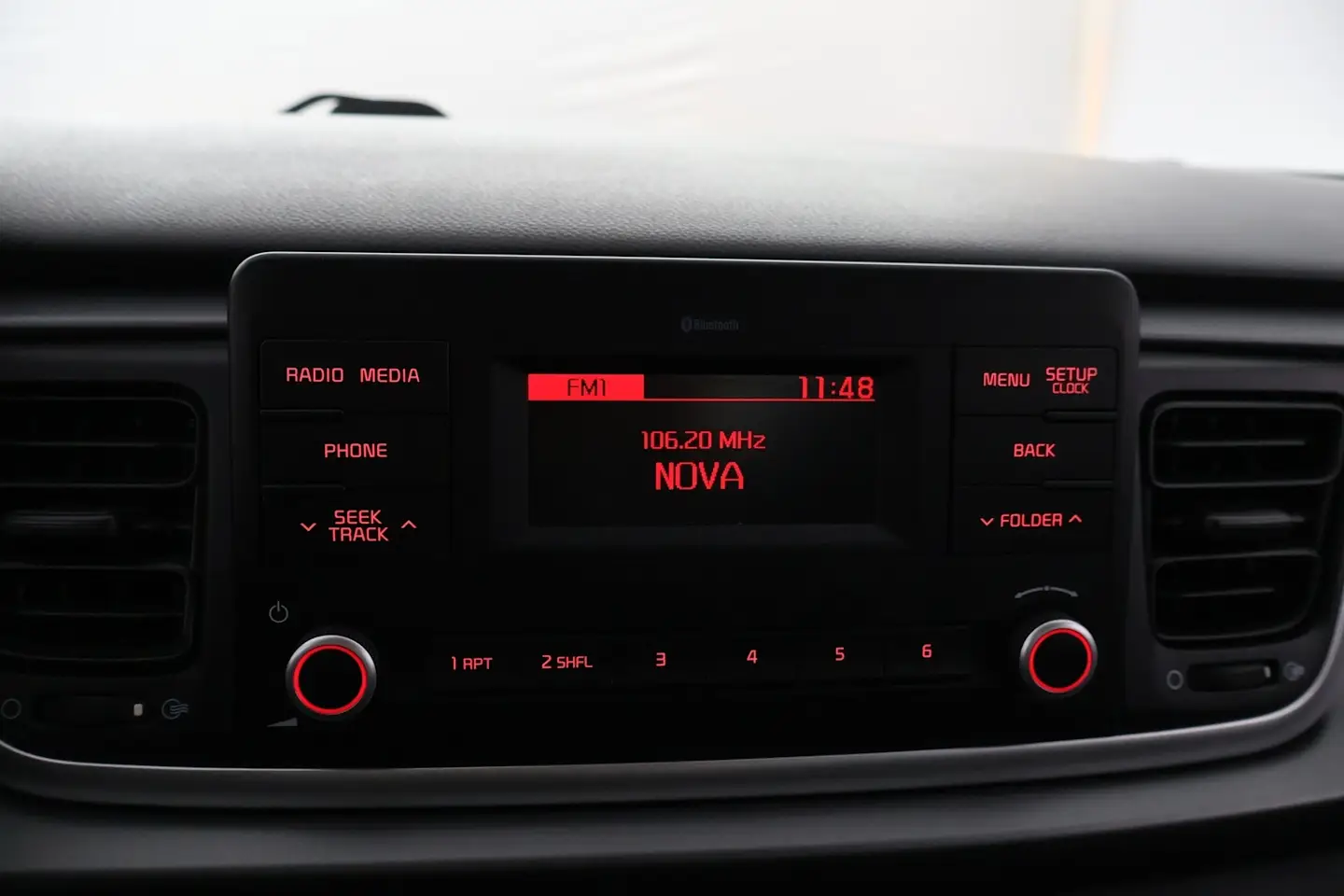 Car Image - 2CvGpHbNGiT4ZfuMV451fn