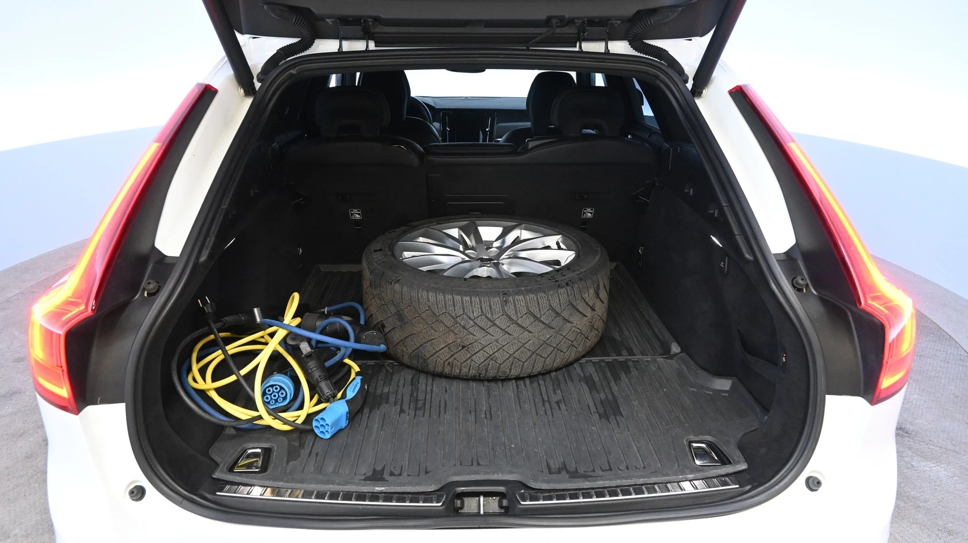 Car Image - 2MlB406bUQwulLx7wu5hBX