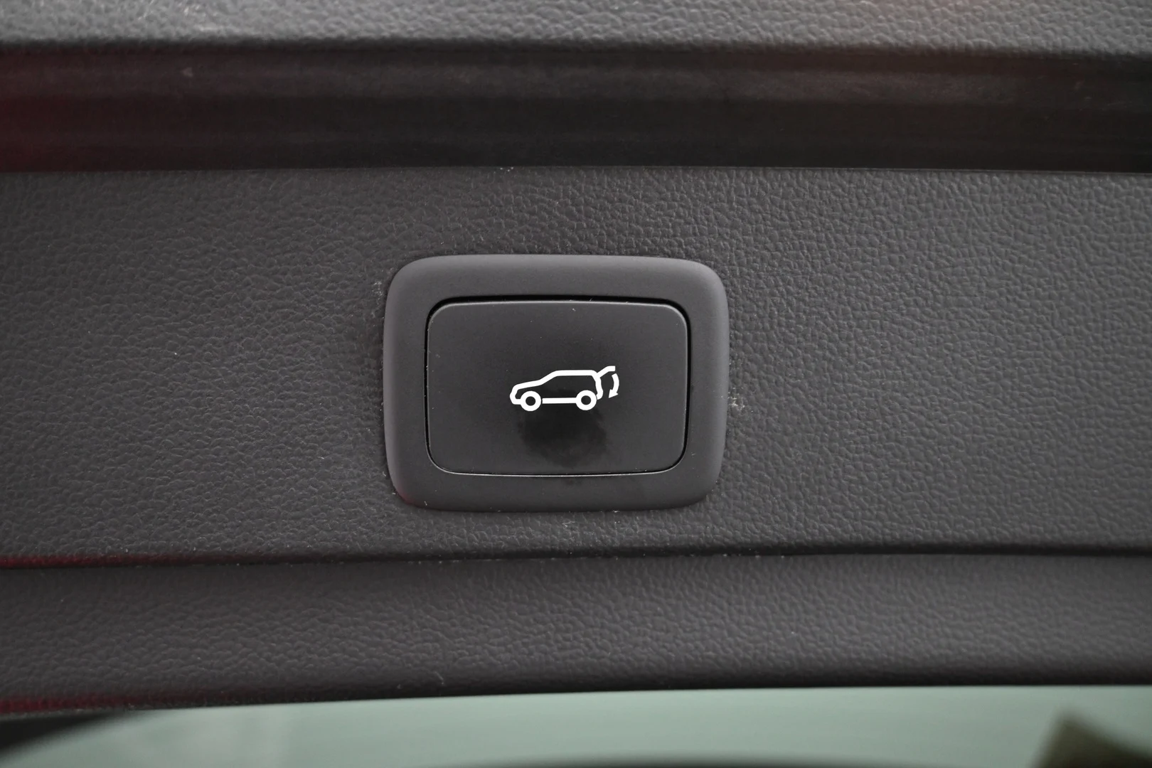 Car Image - 6XBvbu4y2eTy3YmsEFSvm0
