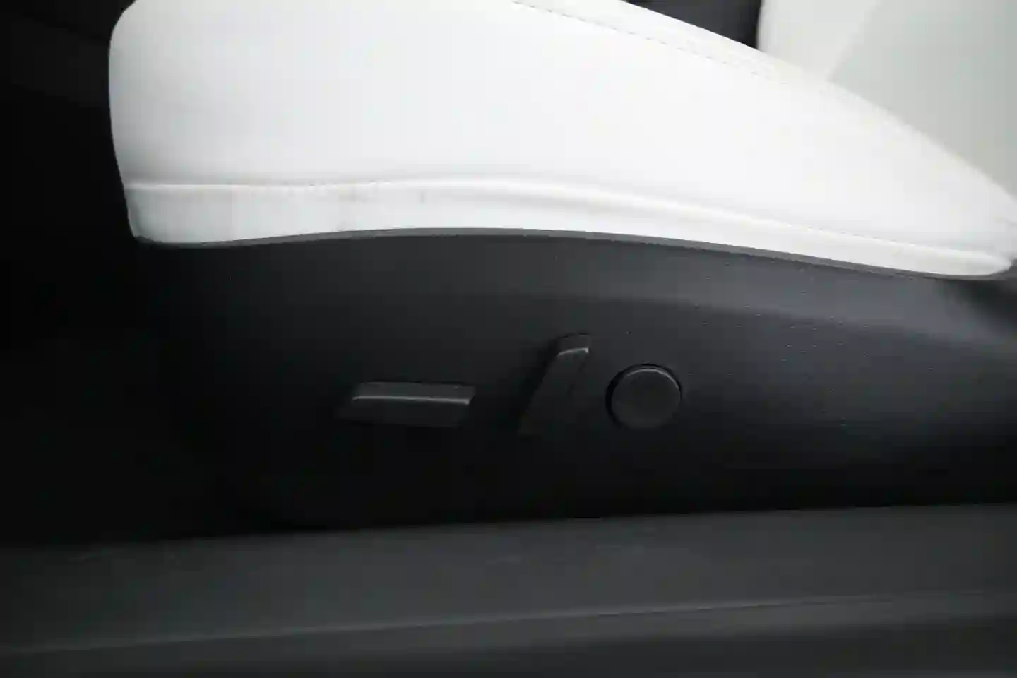 Car Image - 5ZBJnJa7VlO5vaSkIytHa9