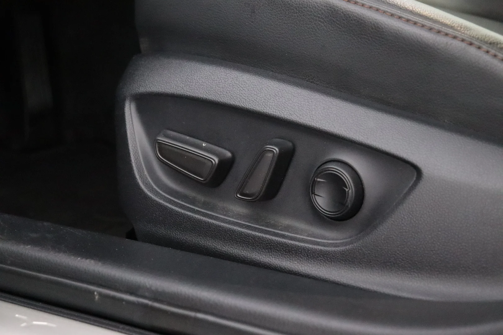 Car Image - 6U0iaS4HSaepSiCVmjDTVm