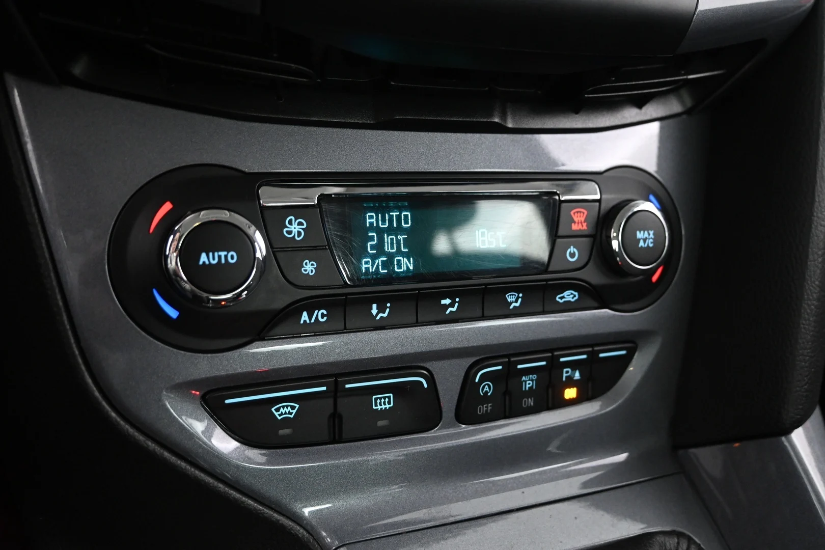 Car Image - 5ytdn5Opx0OiPz7imD8lrc