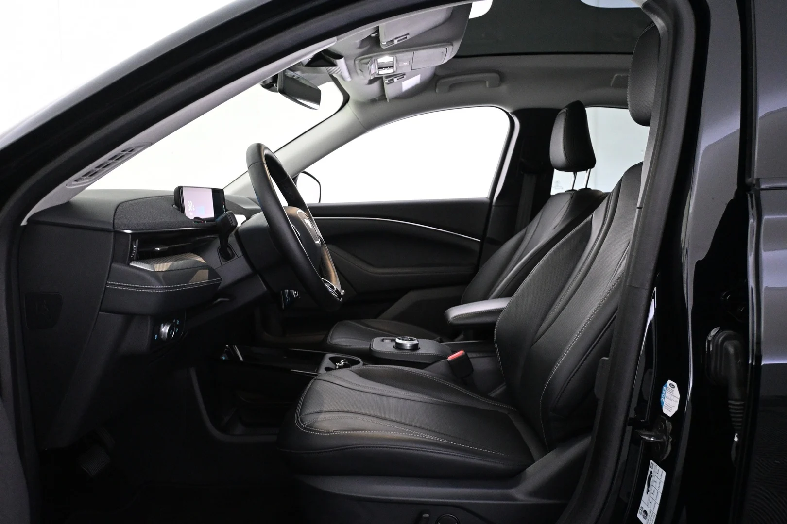 Car Image - DhB4yIq5ojQqoMTRX5c97