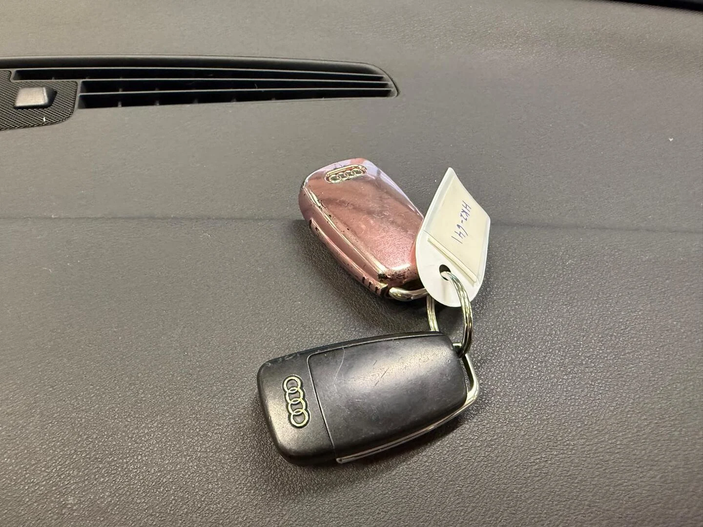 Car Image - 4HGgM8LWHyuorE8u3n4vv5