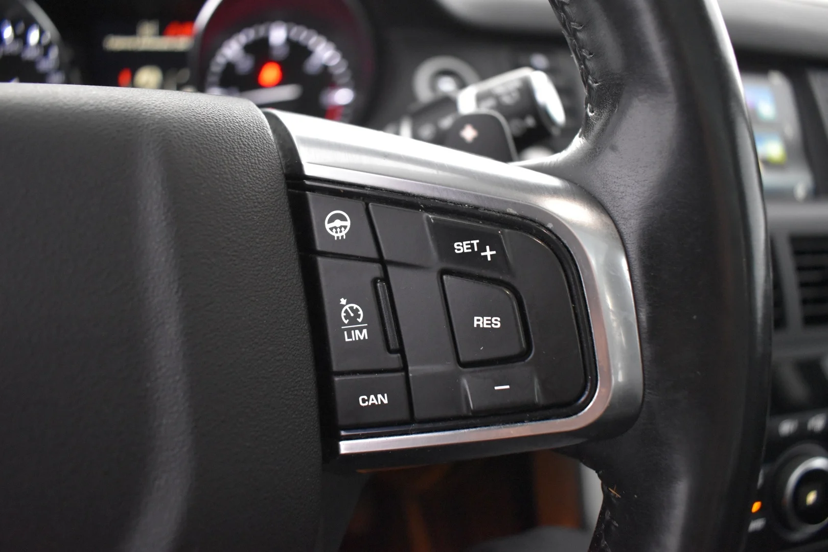 Car Image - 4tMgpJ1DmChGgFrjrZLYHO