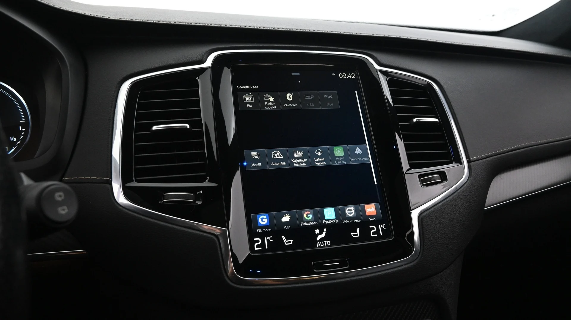 Car Image - 53QRRrm5nyxEyptJ8X46OO