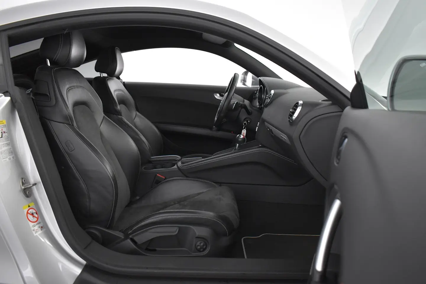 Car Image - 5qE184vT2qtclcE37GxlMZ