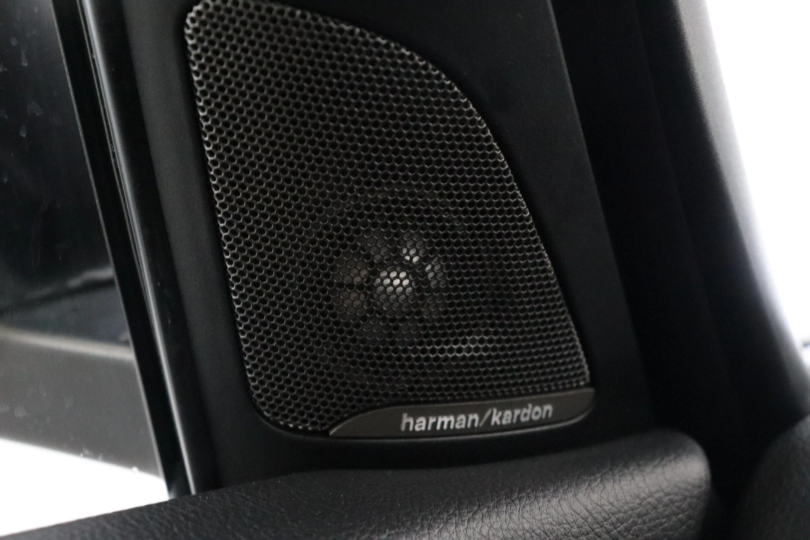 Car Image - 5CRJs0Pkgl5FRZk0YM8RXj