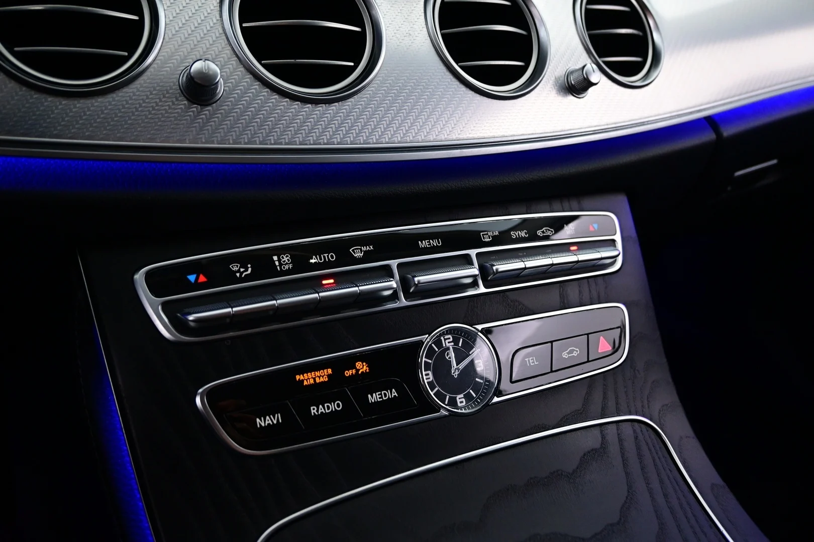 Car Image - 3sJ3HoJmNrWxnpv4xY9UxN