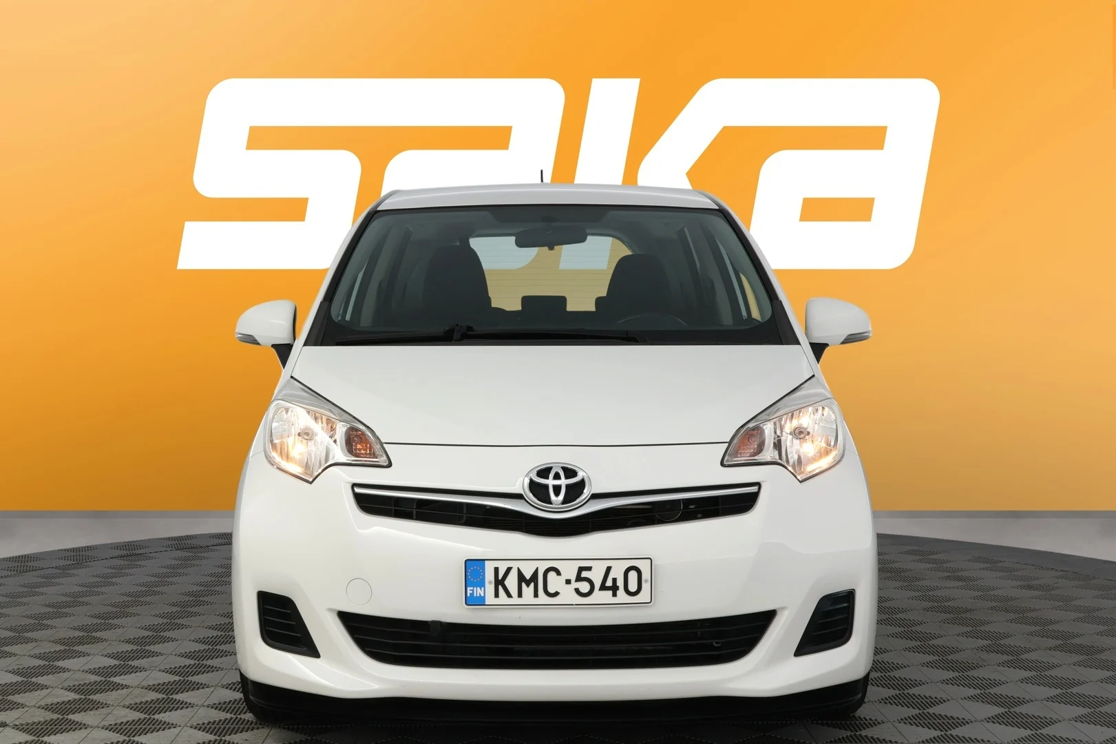 Car Image - 3uUEZmQM4RfNmrbs2m713t