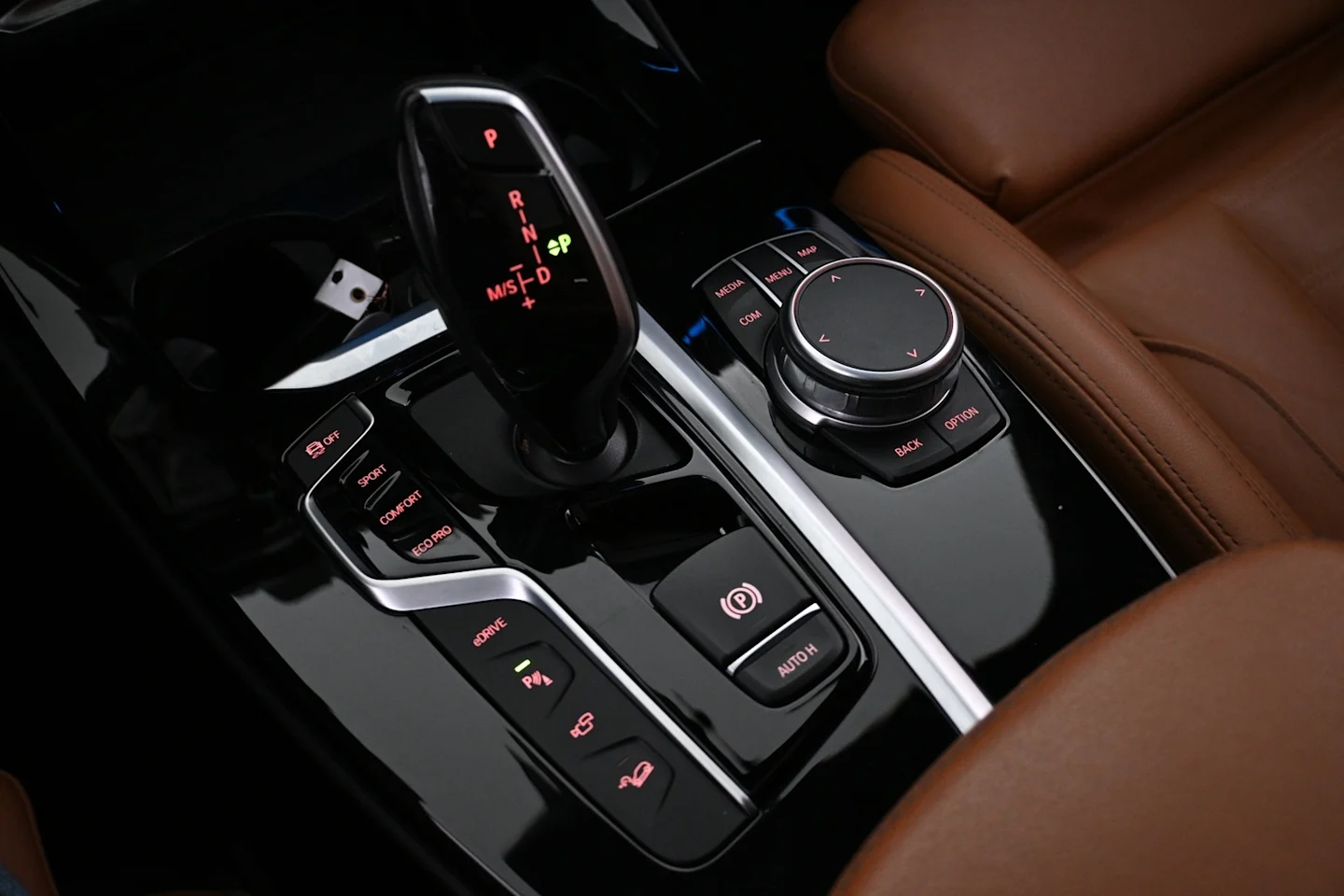 Car Image - 53P9BRYIF9Y8y1xeq8beaH