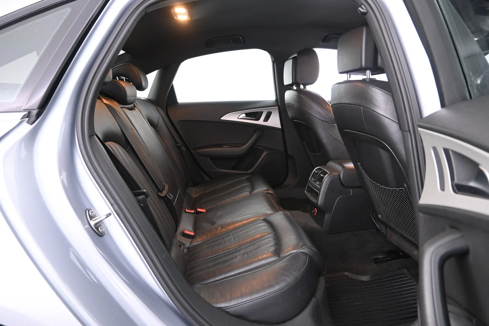 Car Image - 312jMOYIVaVdaDai71wbAX