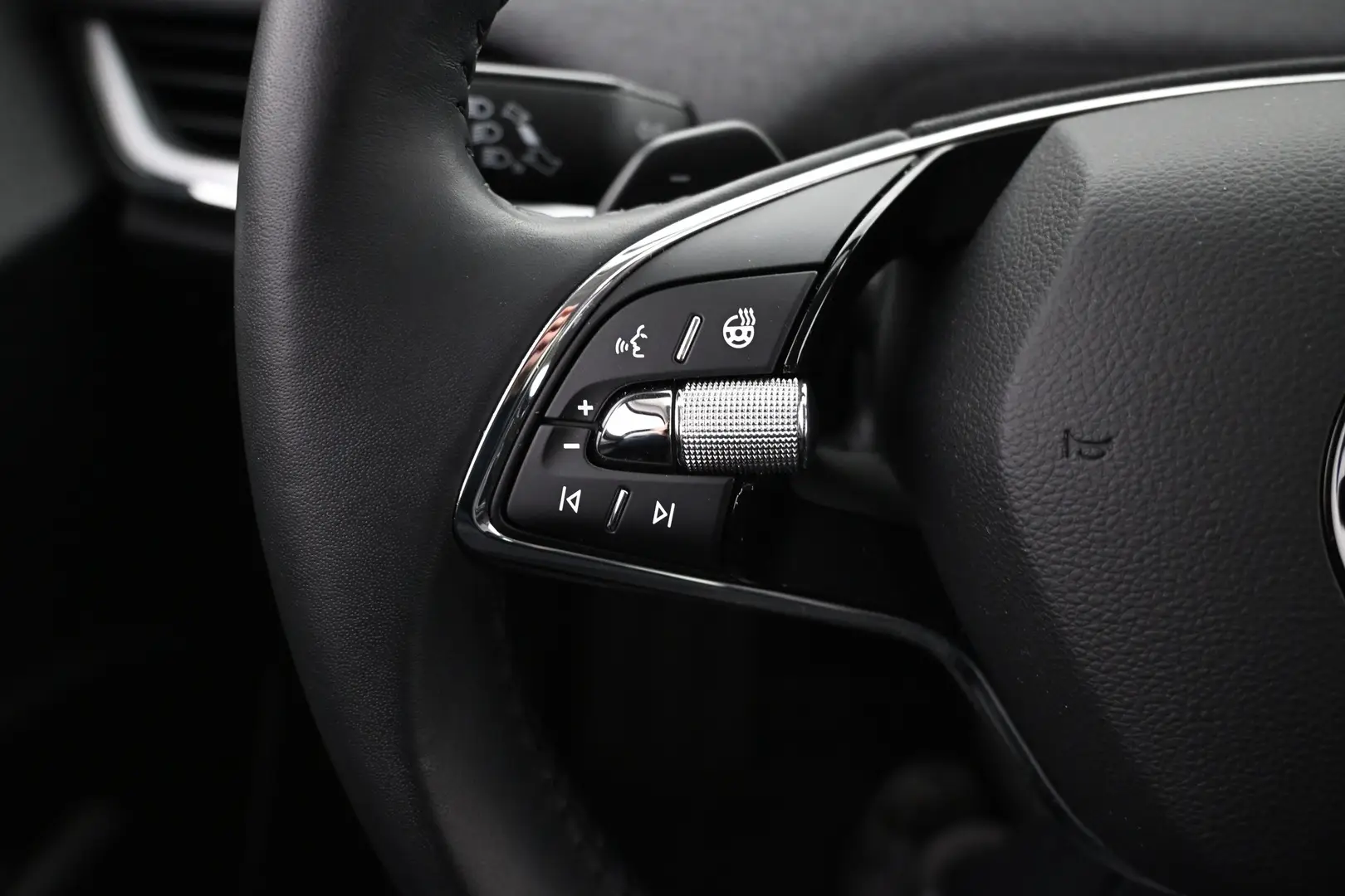 Car Image - 5l7FdlWryoDF9RRcmTrVnU