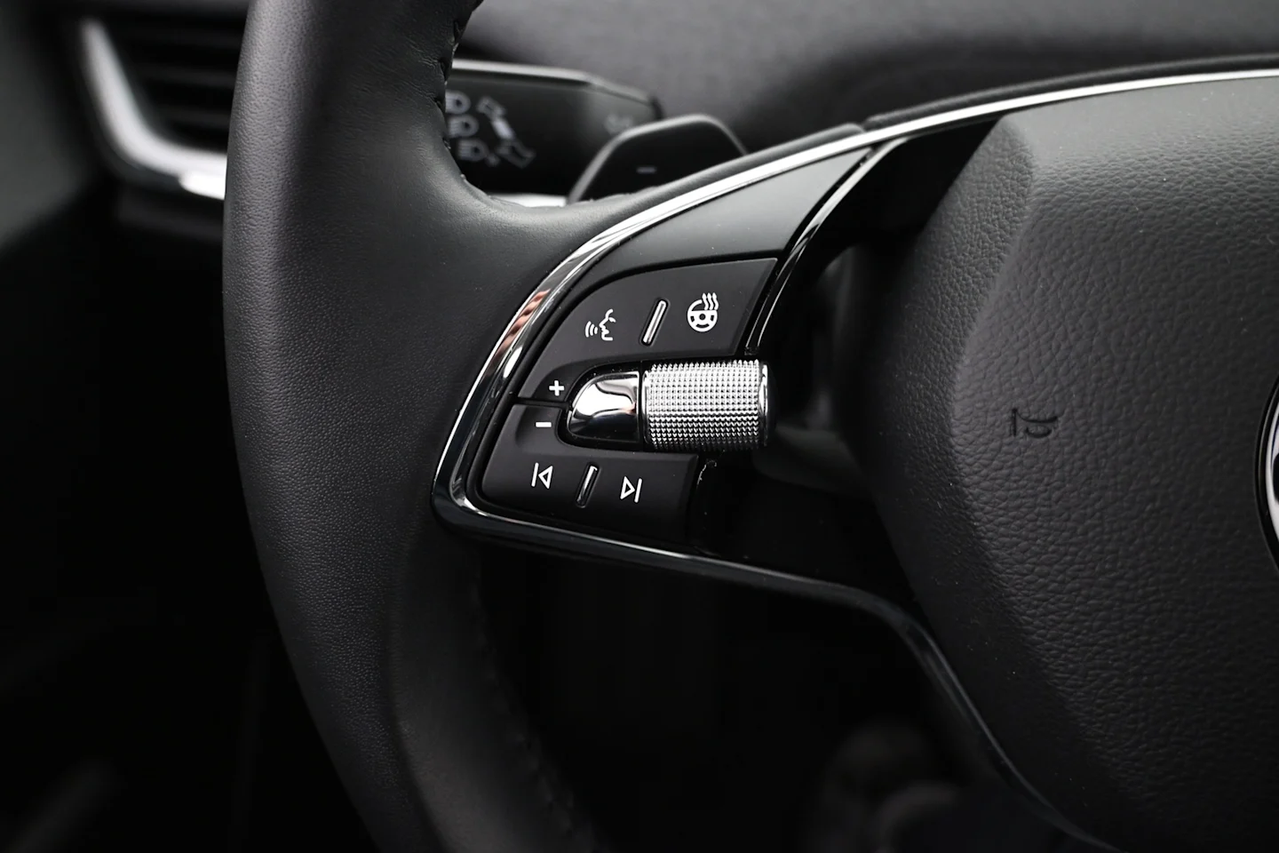 Car Image - 5l7FdlWryoDF9RRcmTrVnU