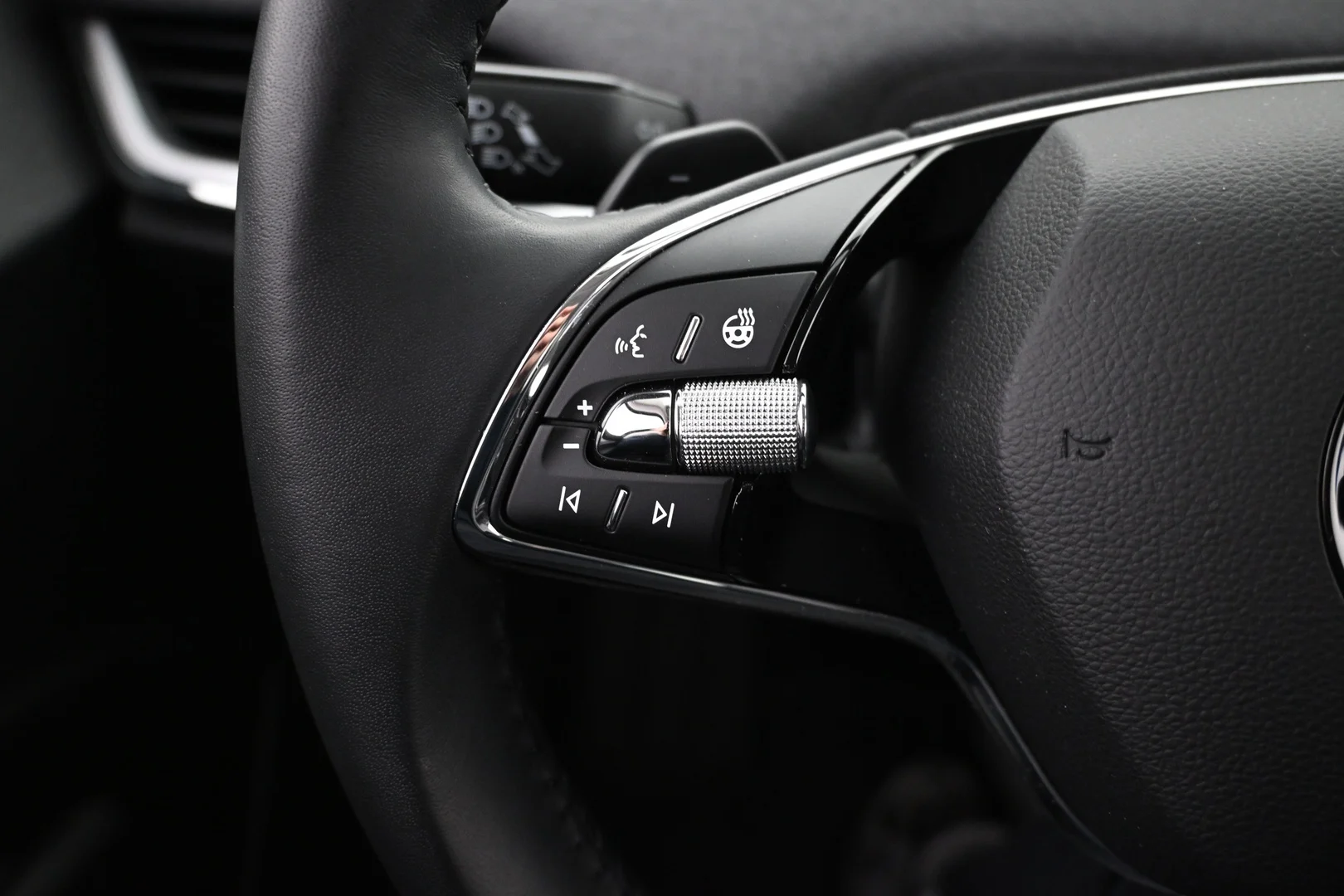 Car Image - 5l7FdlWryoDF9RRcmTrVnU