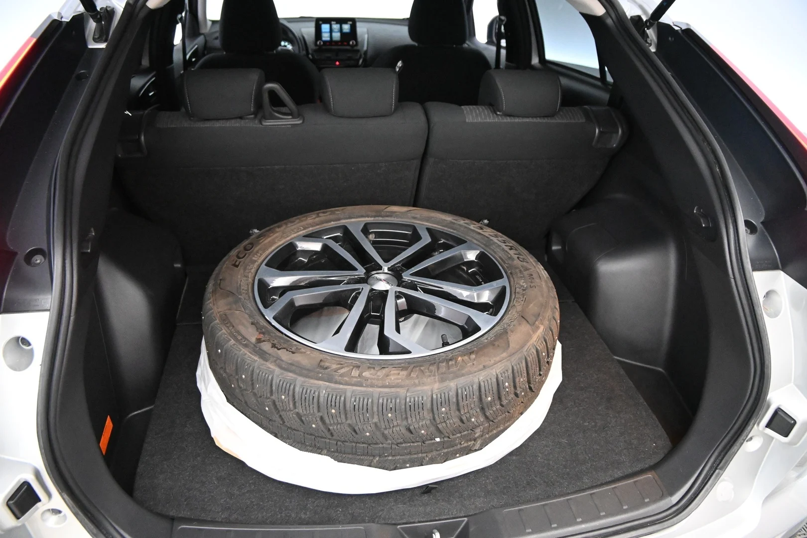 Car Image - 2851n4CNnQL9wjNeNsXa2c