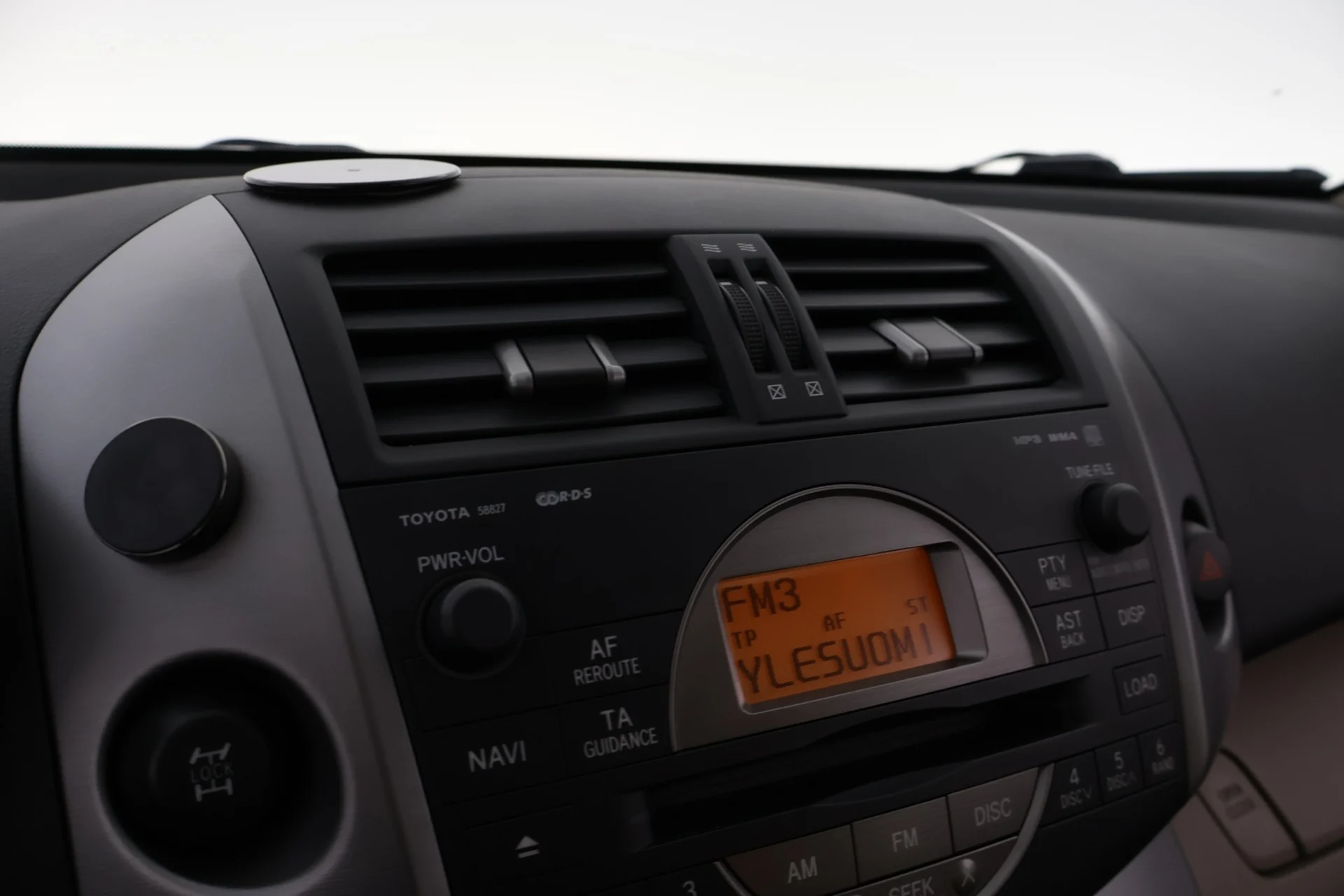 Car Image - 7euzbPEOICckbTeMxSgyyq