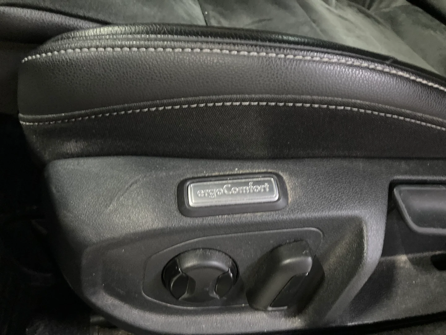 Car Image - Kj1N0wfTAWOCwAZoJelXU