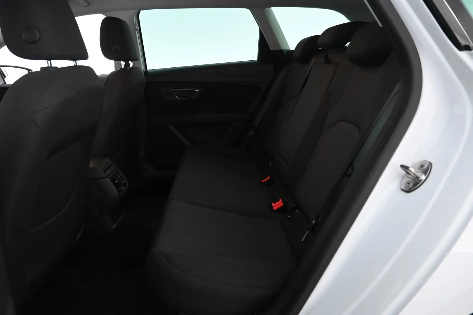Car Image - 6NMzhanVlOdsHpC119qsXV